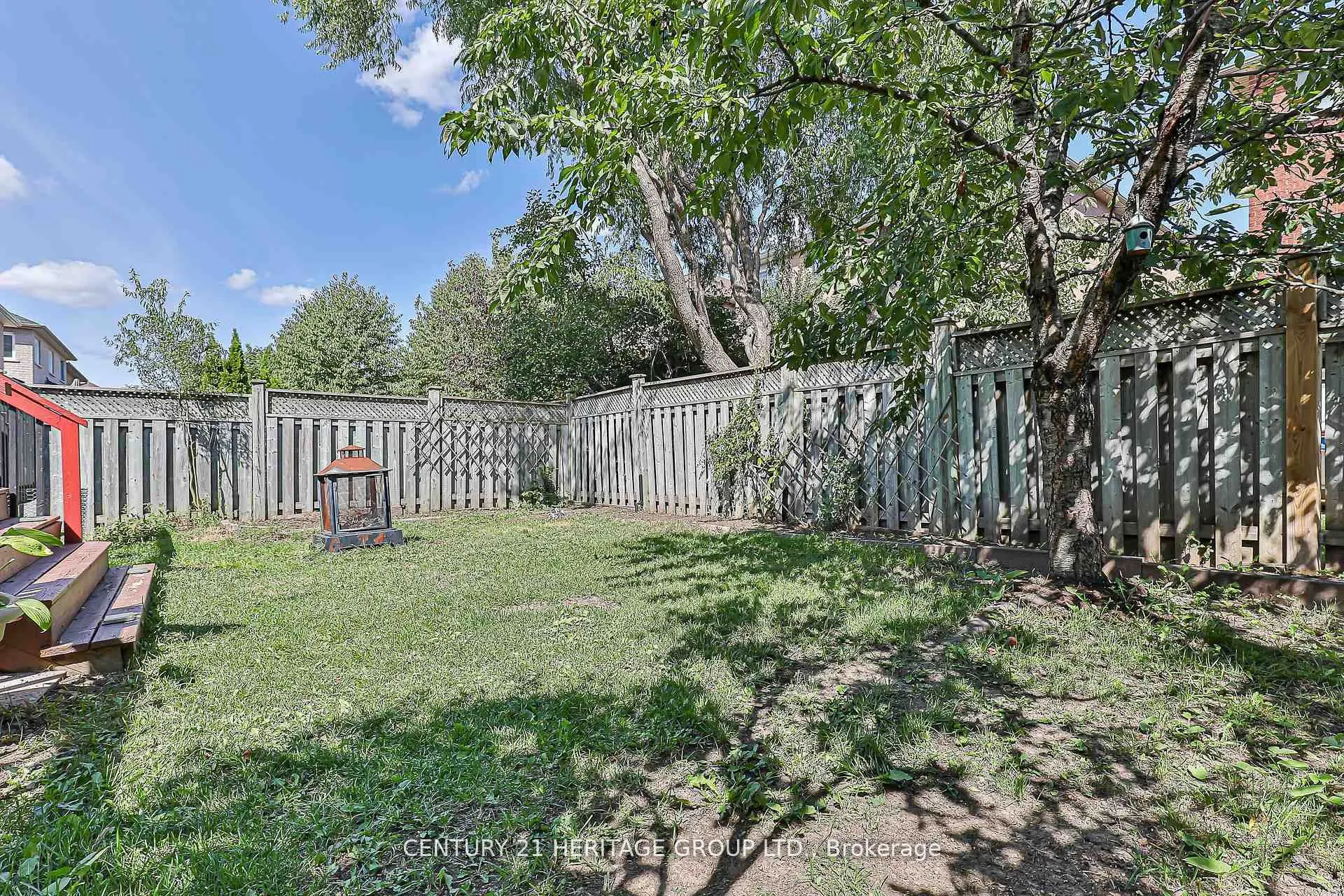 29 Eminence Road
