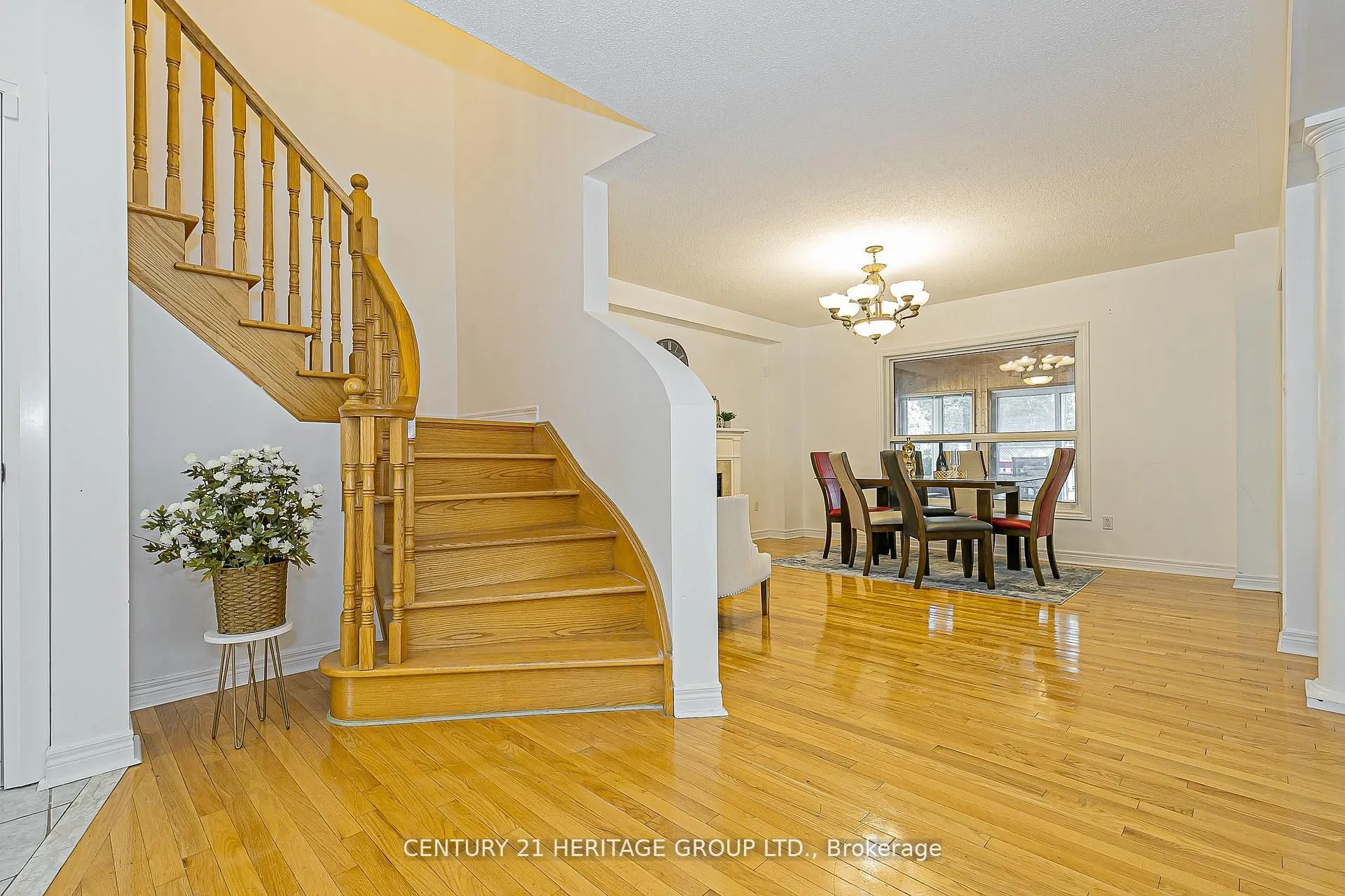 29 Eminence Road