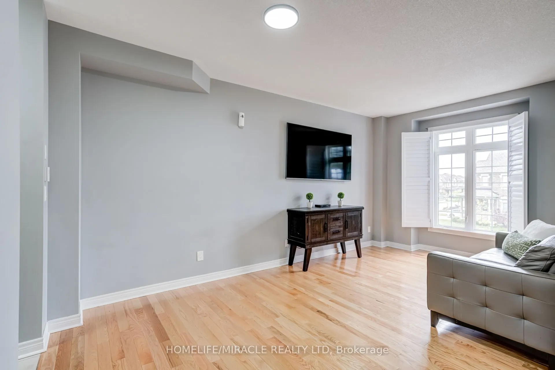 81 Willoughby Way