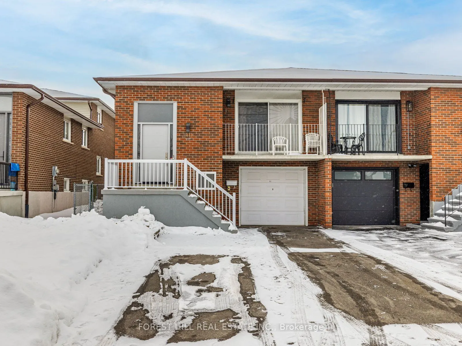 11 Albany Drive