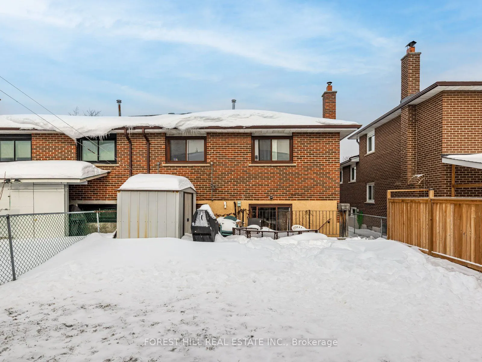 11 Albany Drive