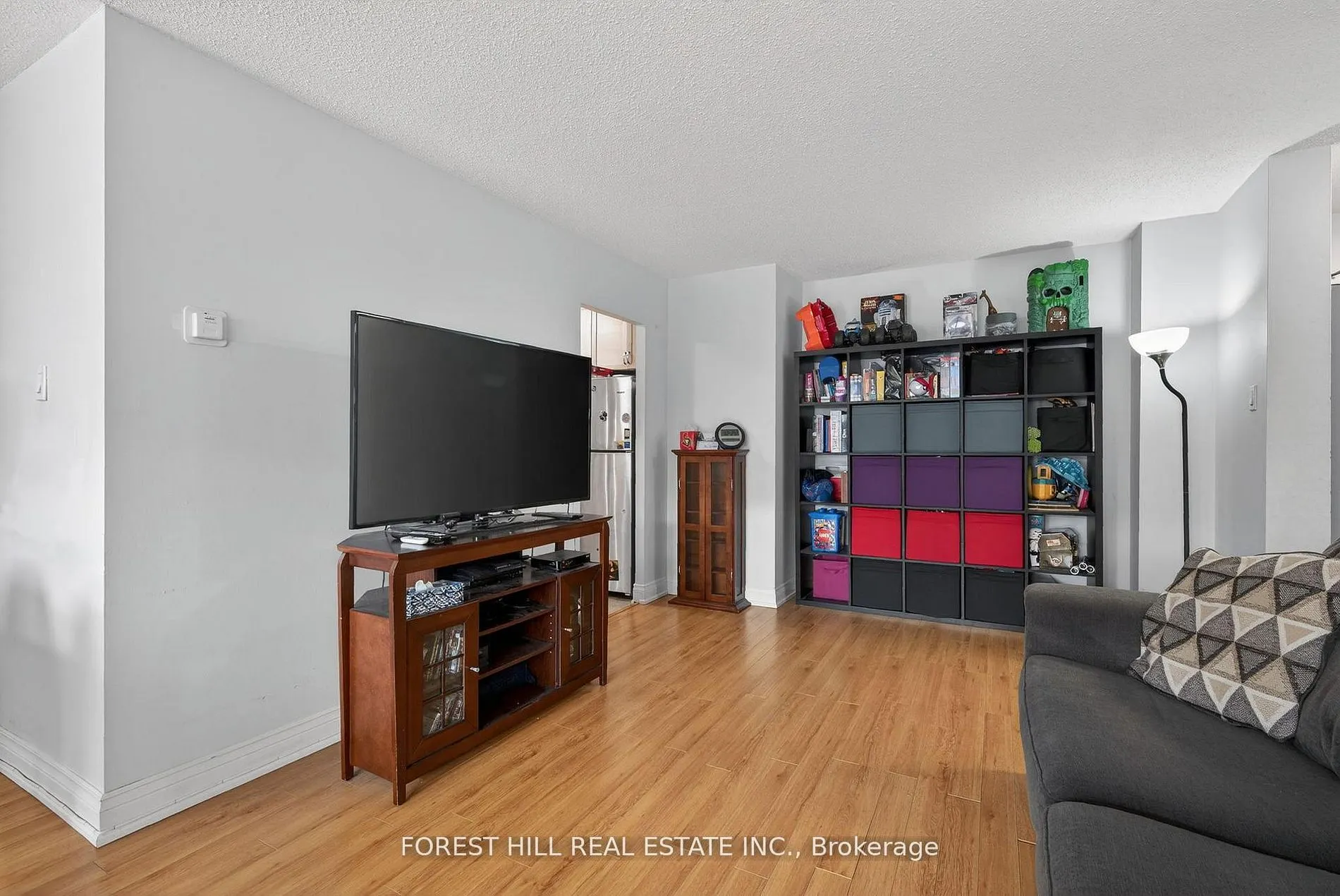 180 DUDLEY Avenue #302