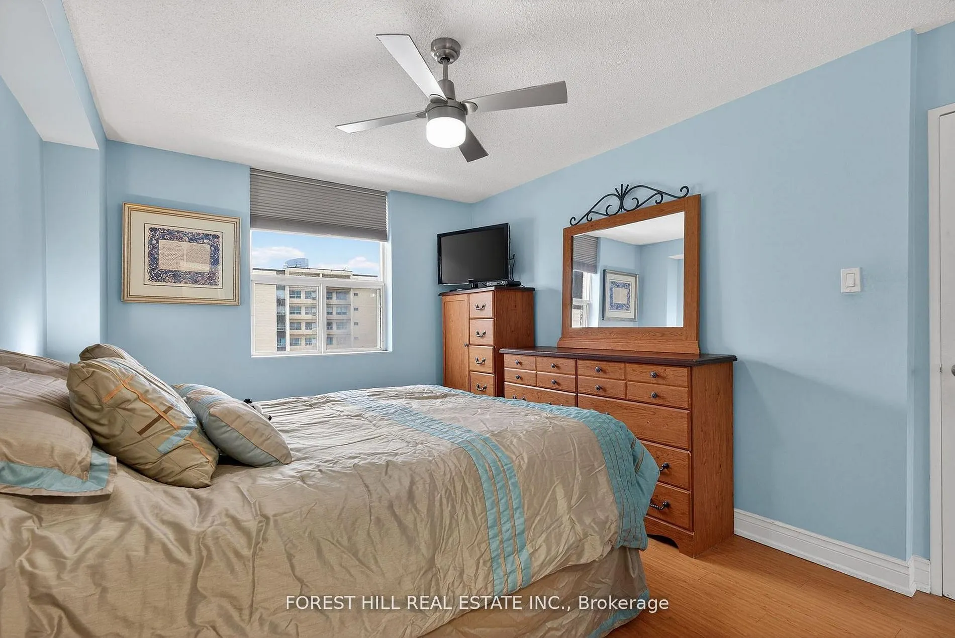 180 DUDLEY Avenue #302