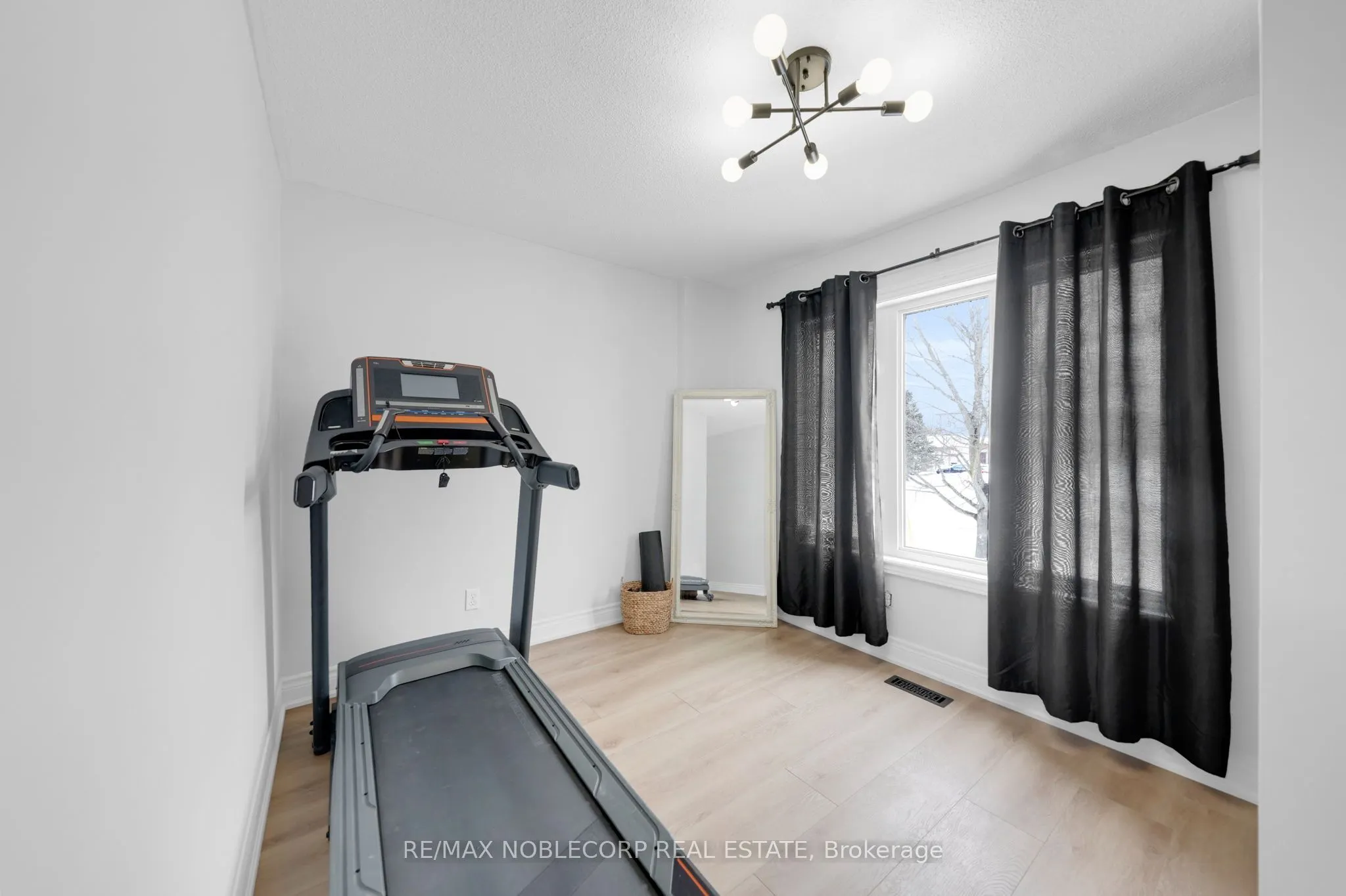 76 Edenbridge Drive