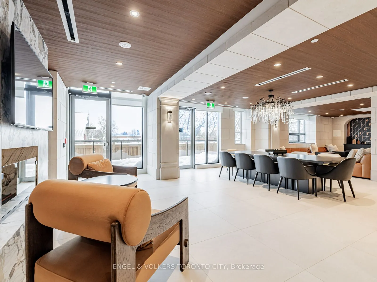 2075 King Road #249