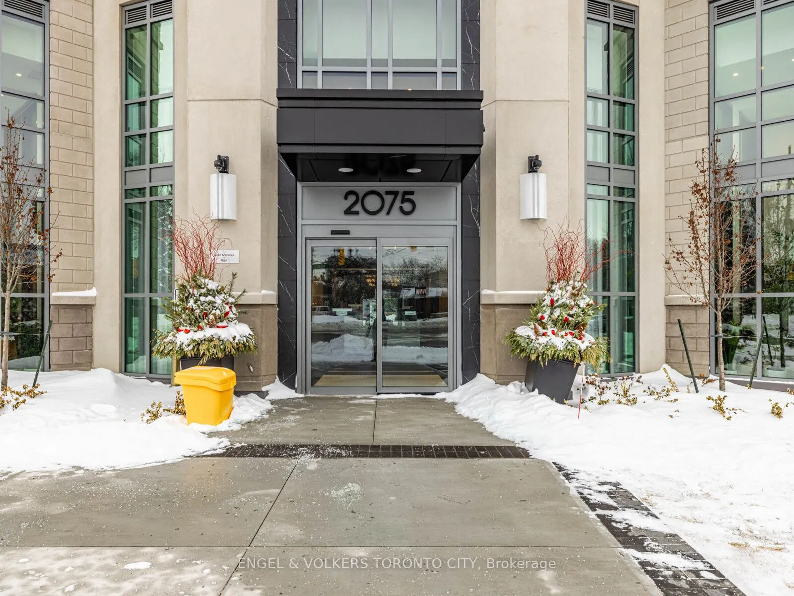 2075 King Road #249