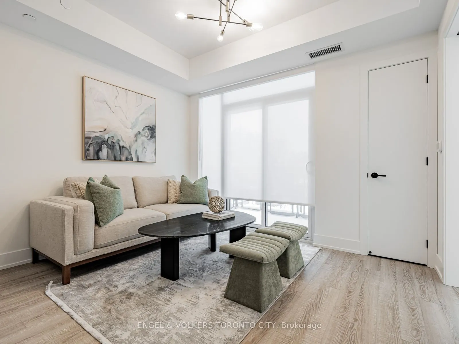 2075 King Road #249