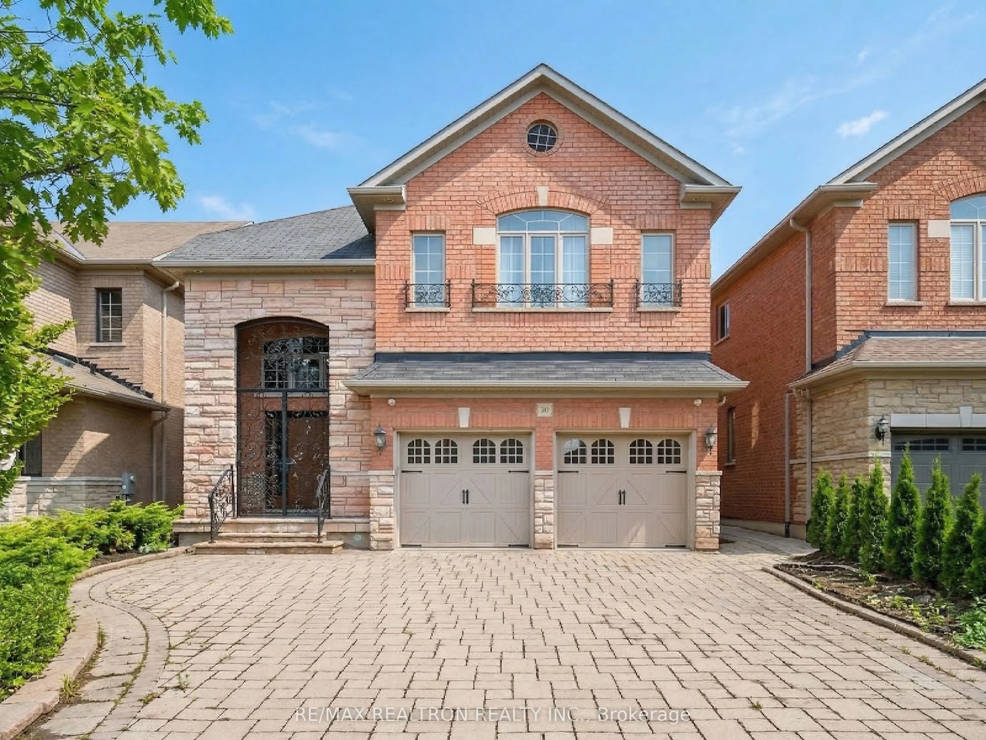20 Shalom Aleichem Court