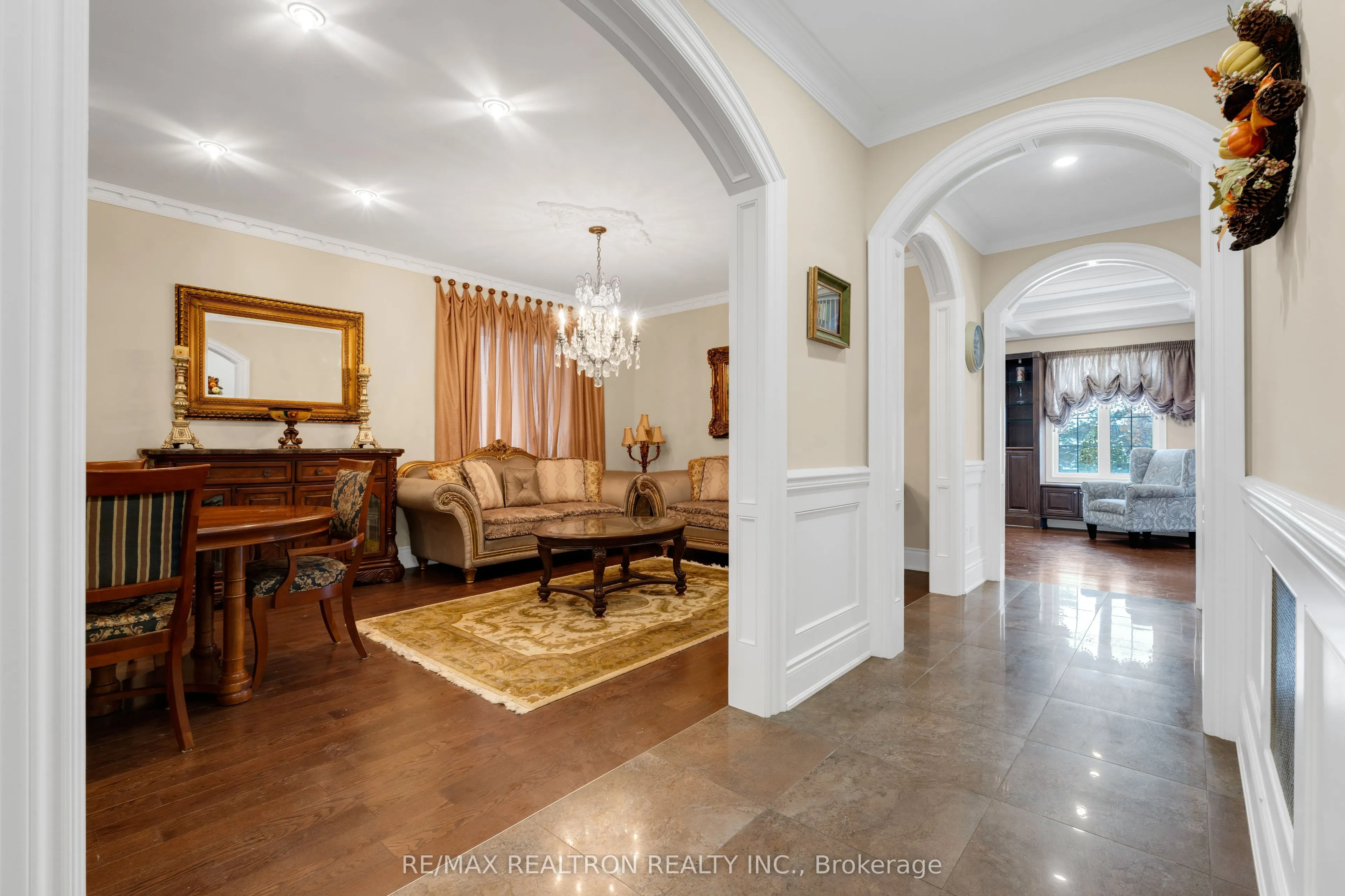 20 Shalom Aleichem Court