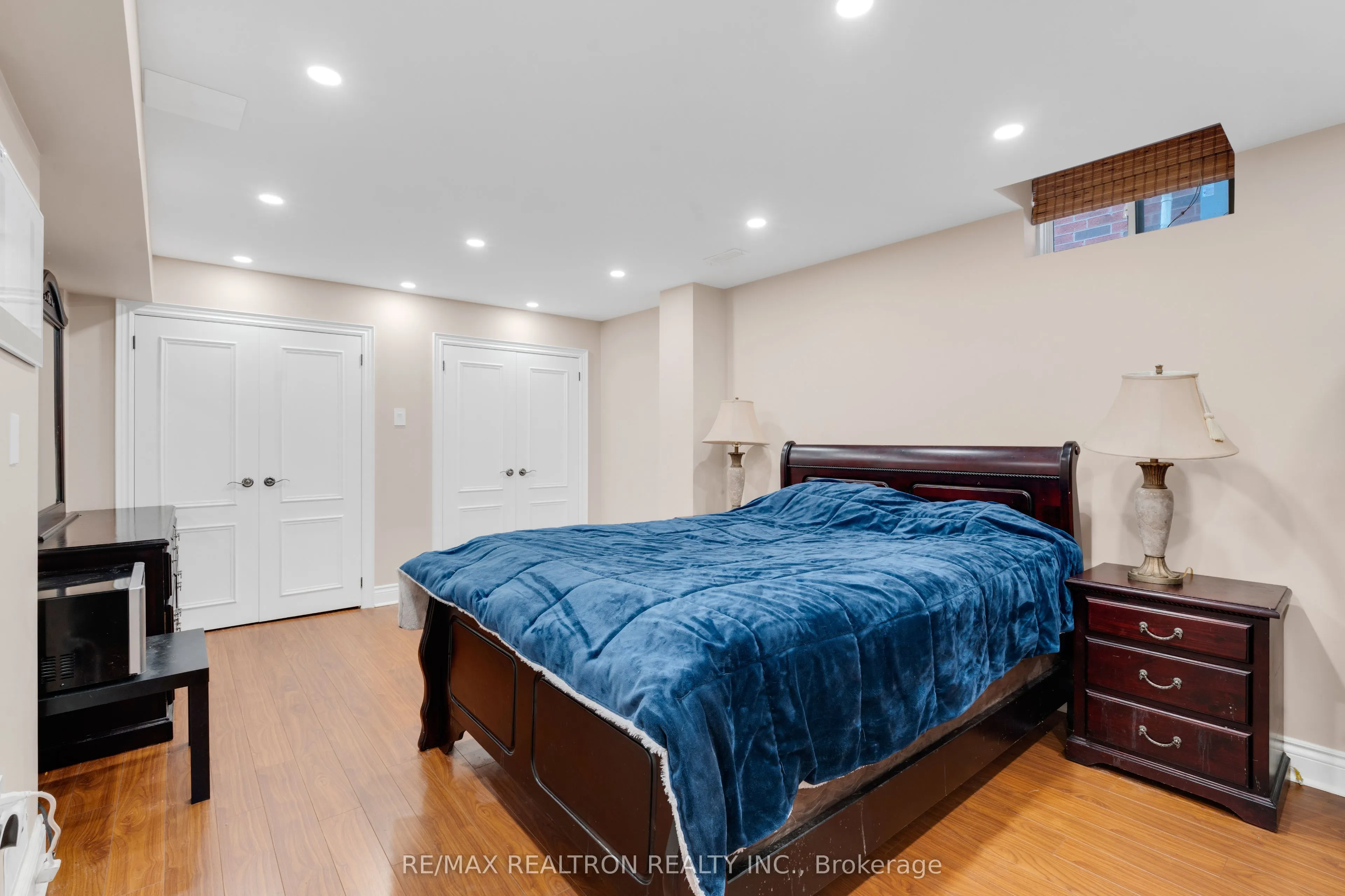 20 Shalom Aleichem Court