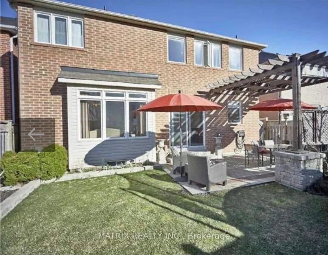69 Ken Laushway Avenue