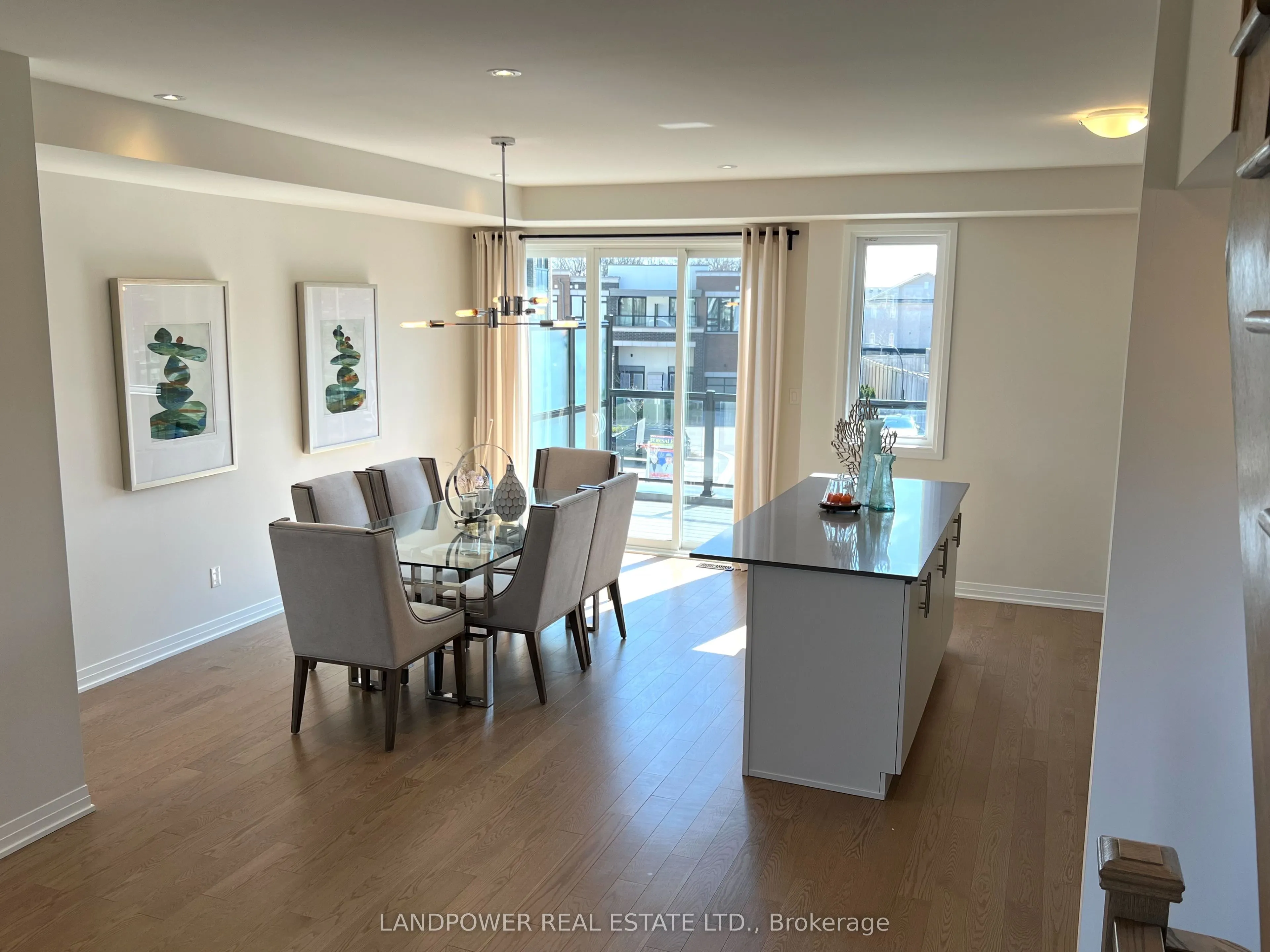 1655 Bur Oak Avenue #14