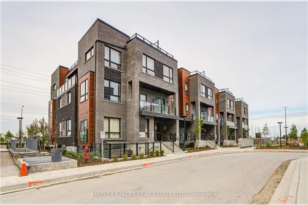 18 Lytham Green Circle #11