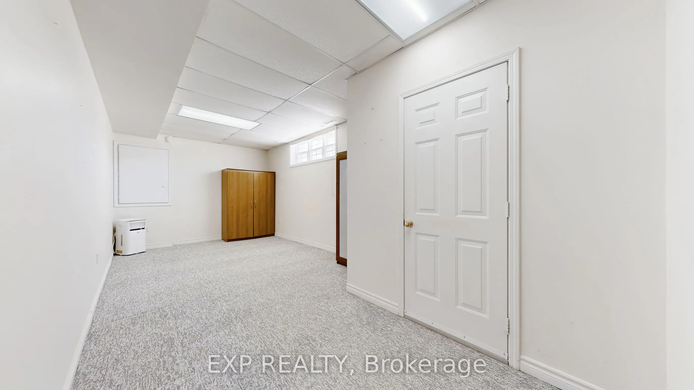 33 Wrendale Crescent