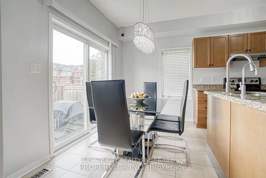 2 Horn Street