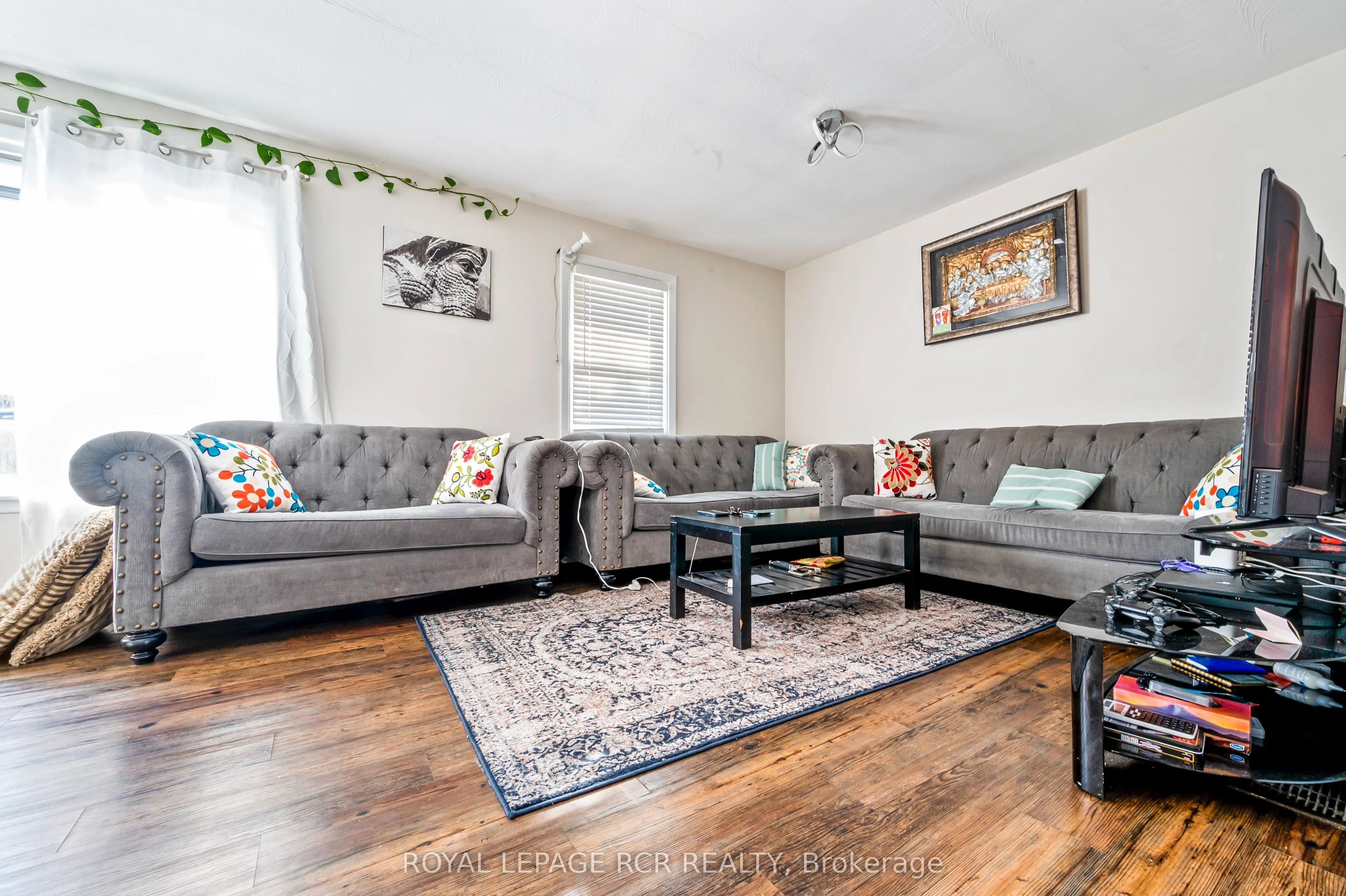 6 Sullivan Drive