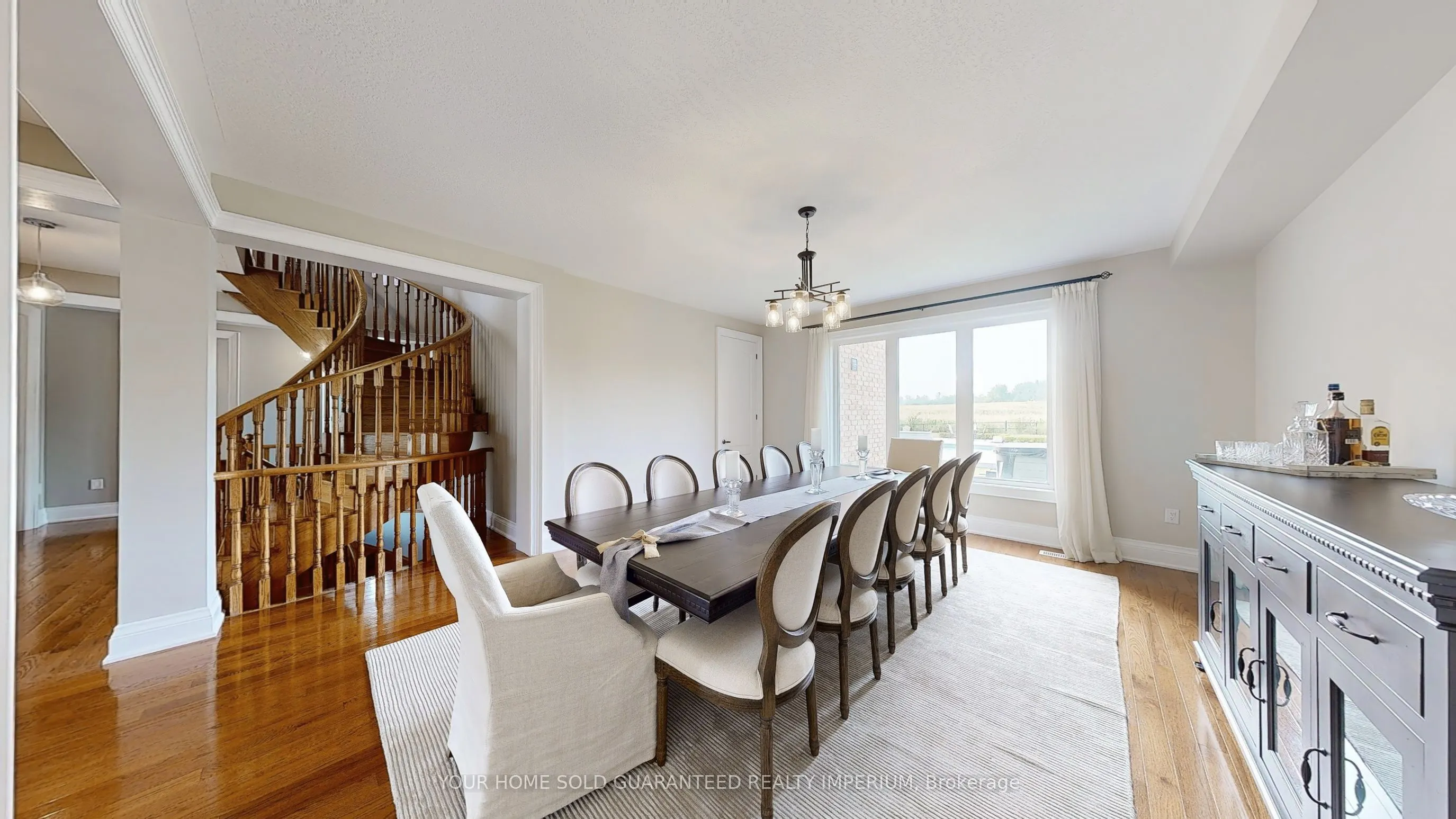 24 Wyndance Way