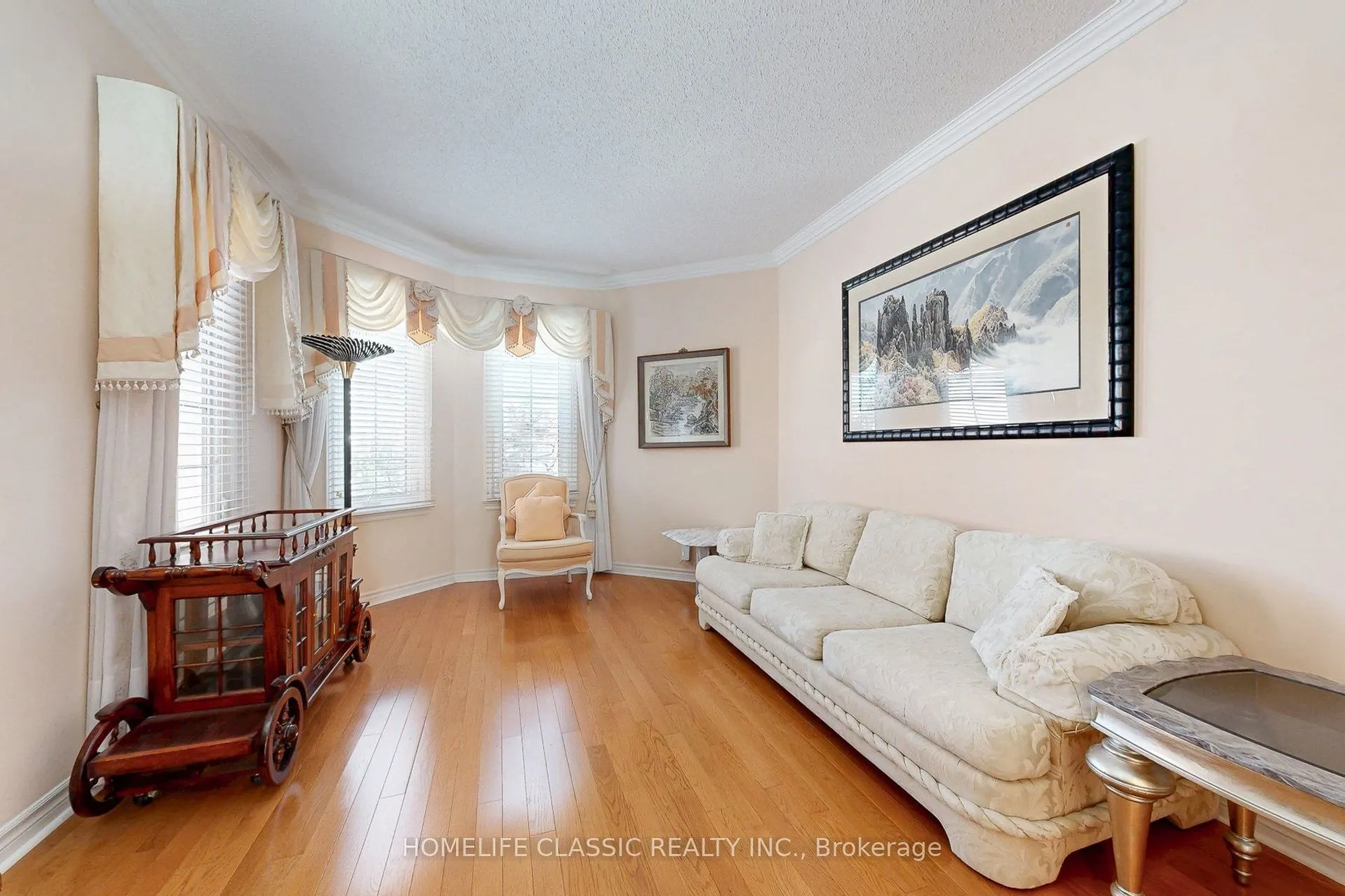 50 Oakhurst Drive