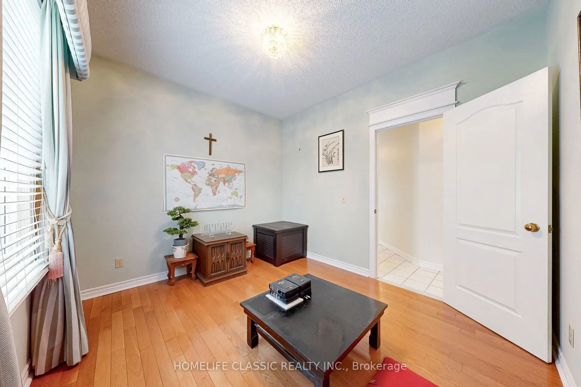 50 Oakhurst Drive