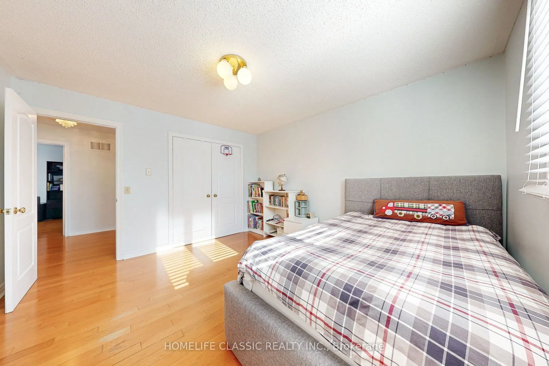 50 Oakhurst Drive