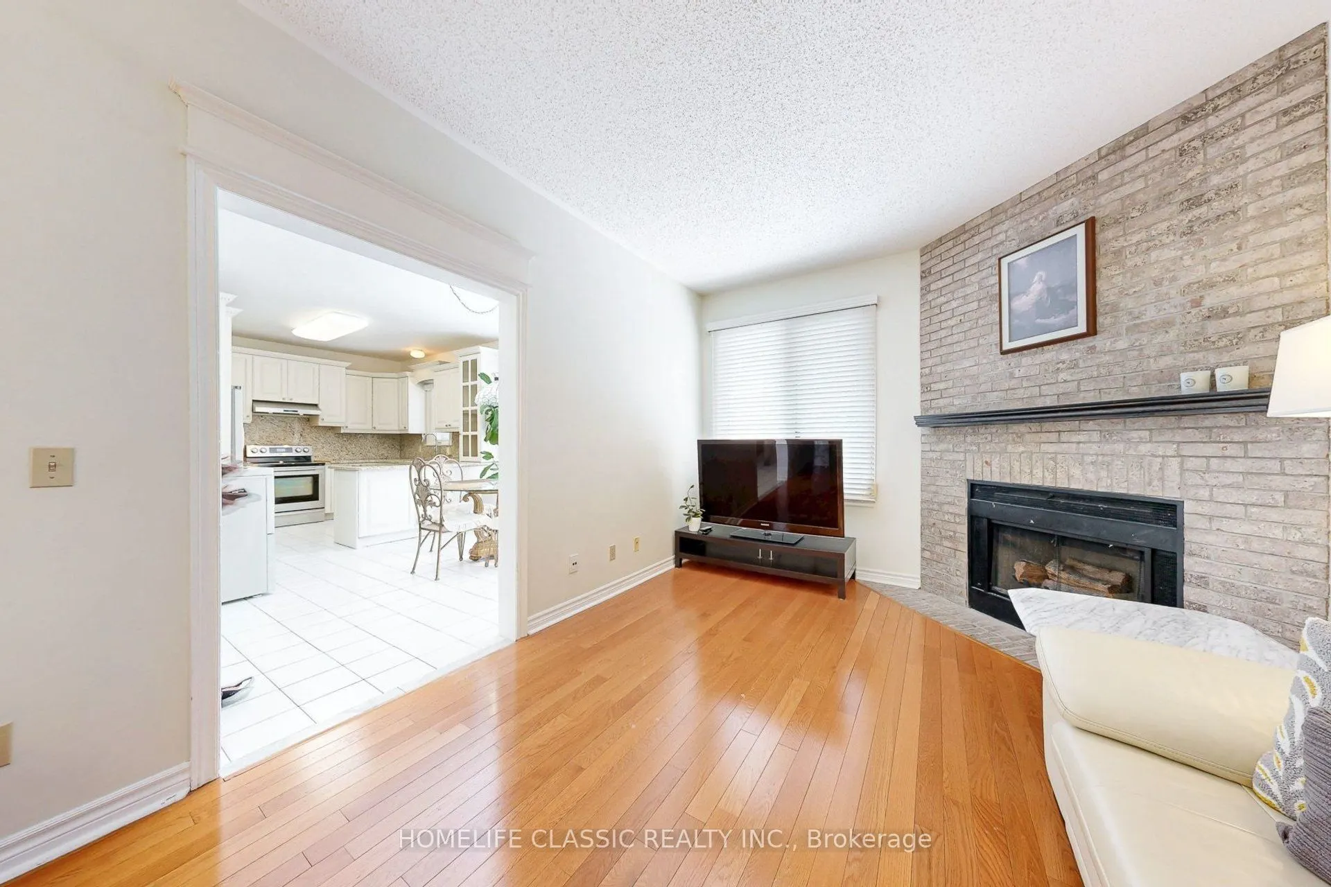 50 Oakhurst Drive