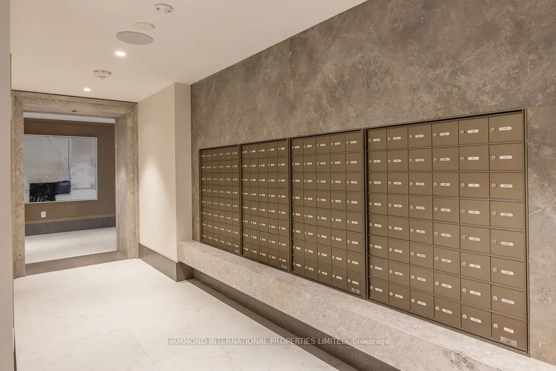 399 Royal Orchard Boulevard #RPH