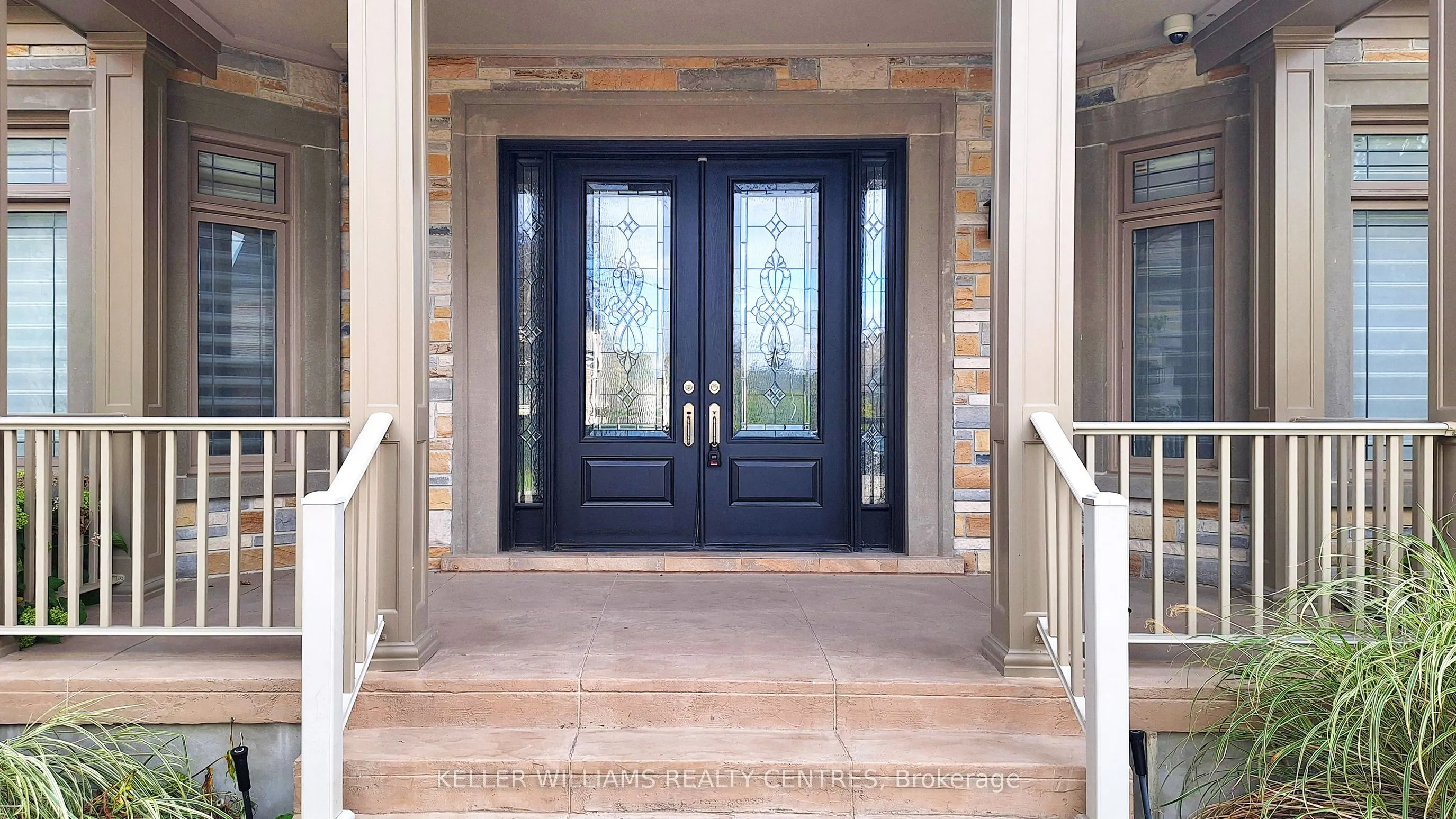 33 Maple Grove Avenue