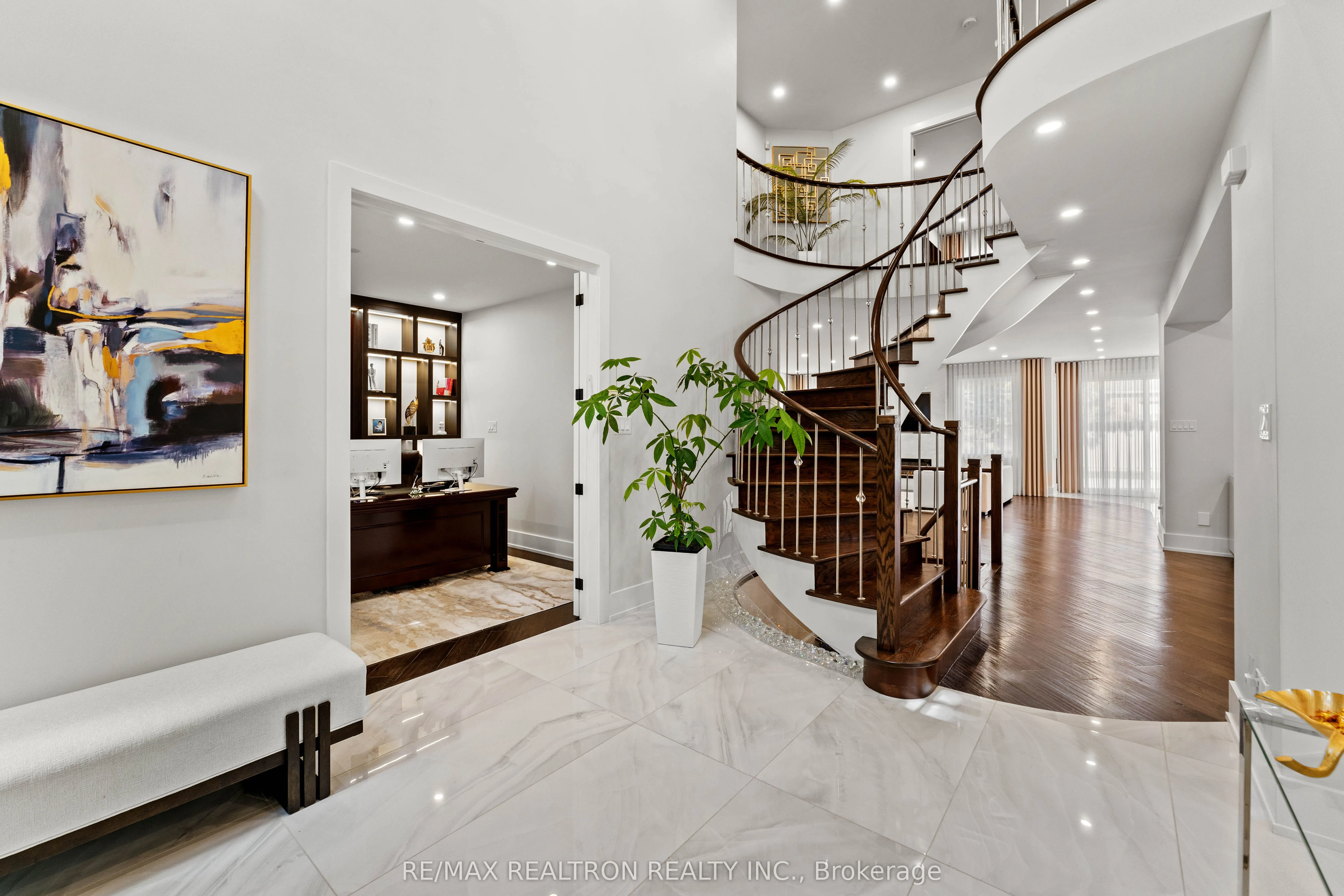 63 Willett Crescent