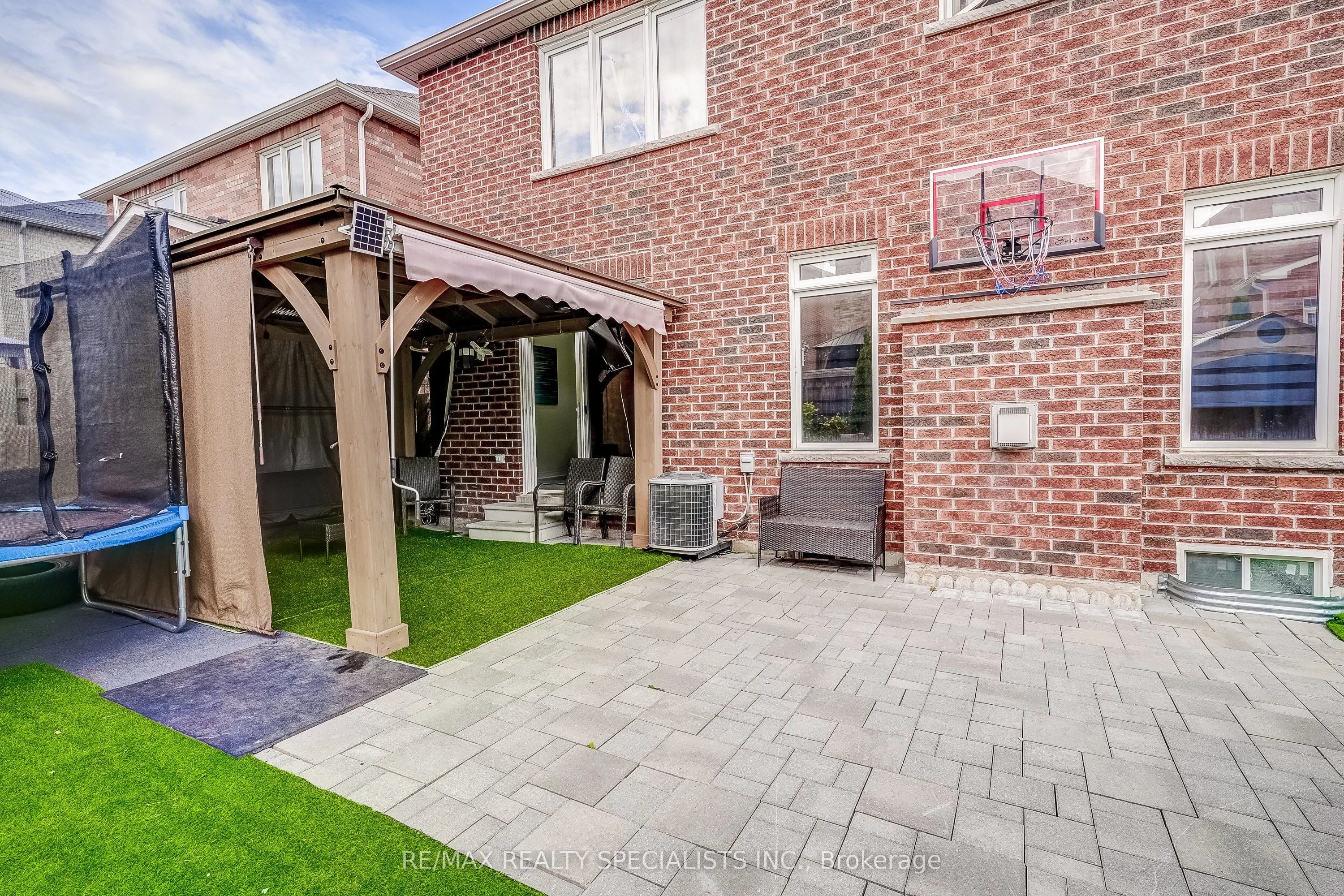 18 Rogers Trail