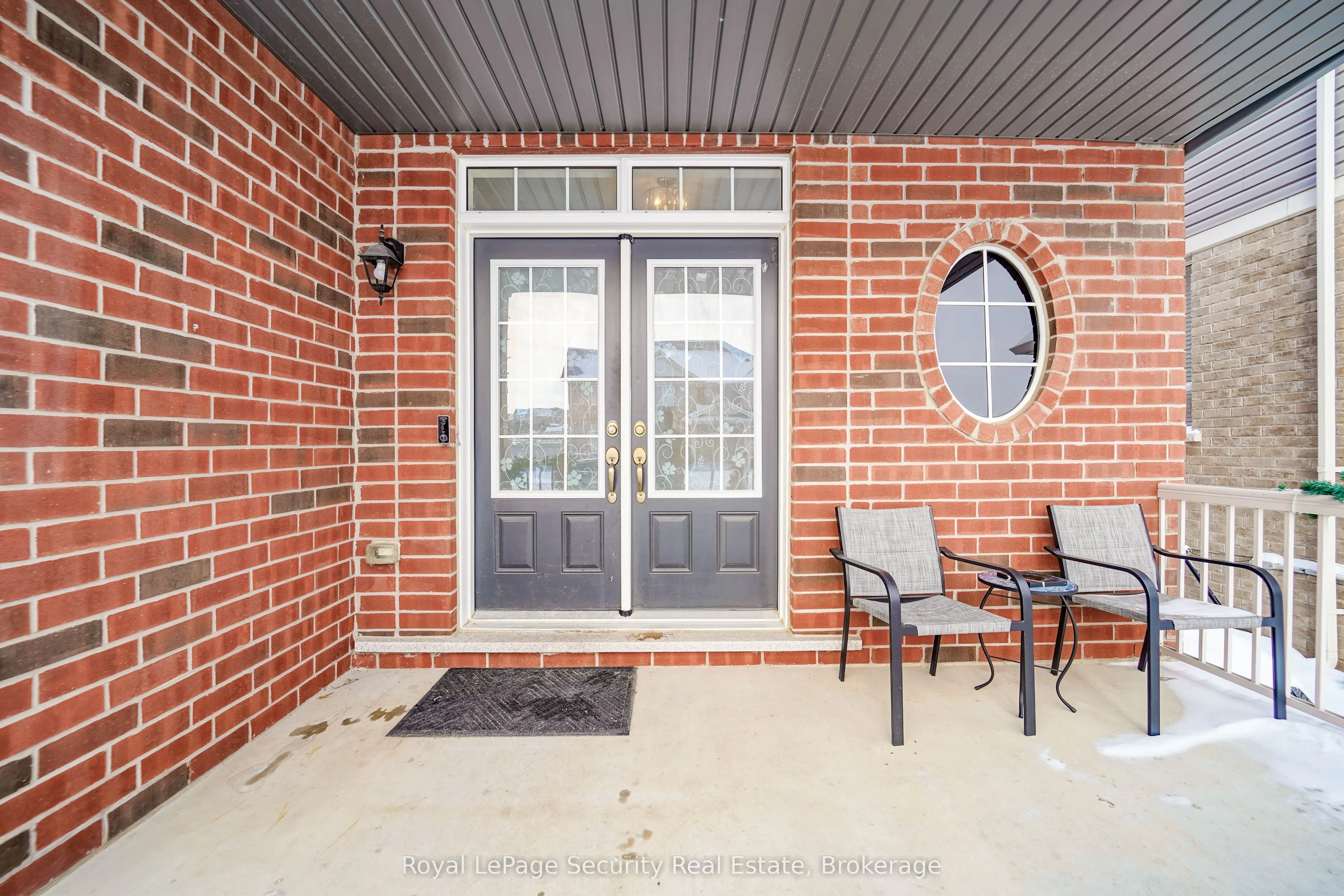 77 Pierce Place