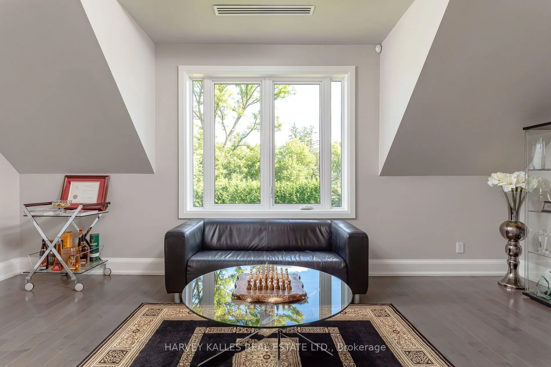 3 Oakbank Road