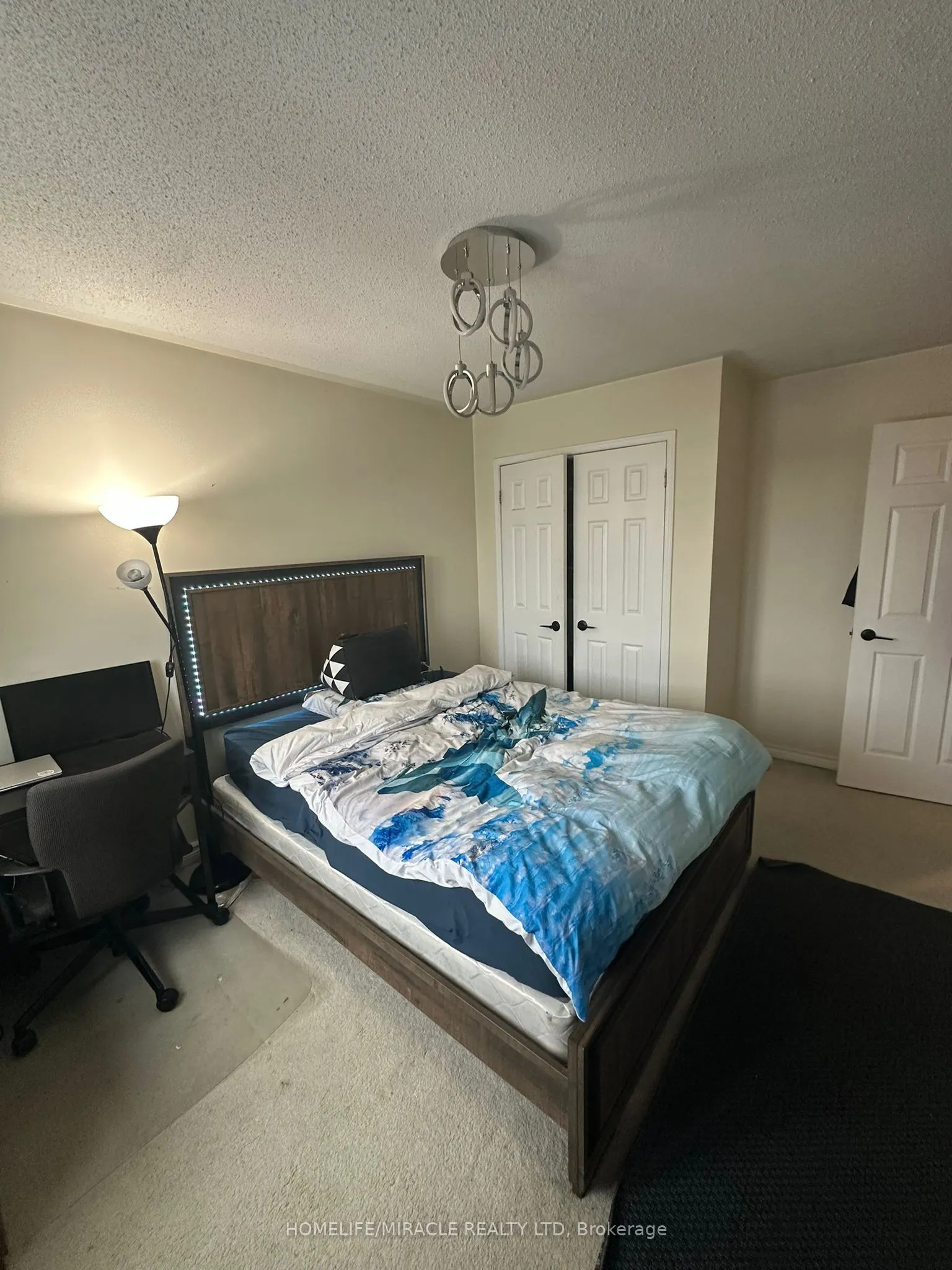 587 Caboto Trail
