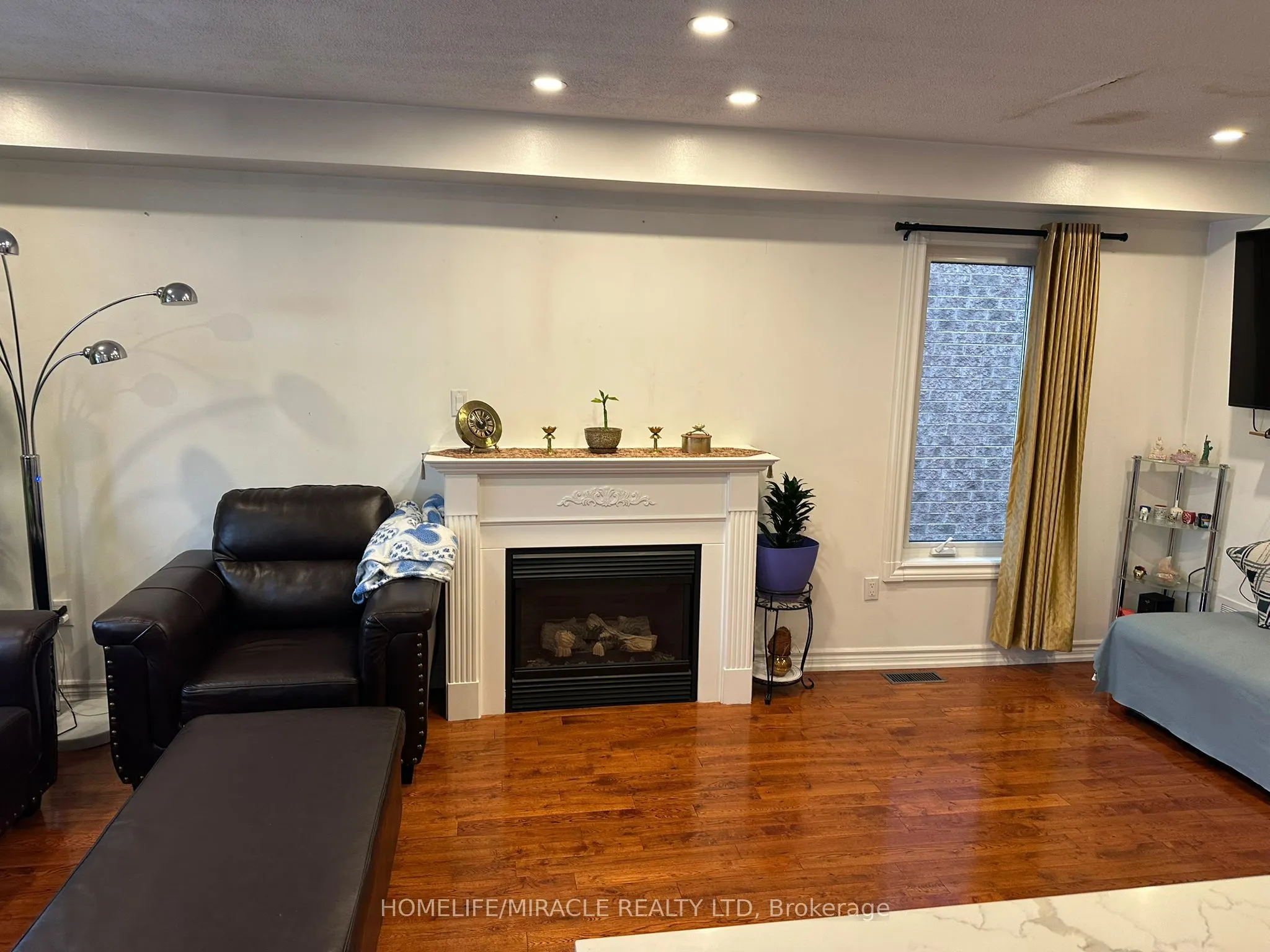 587 Caboto Trail
