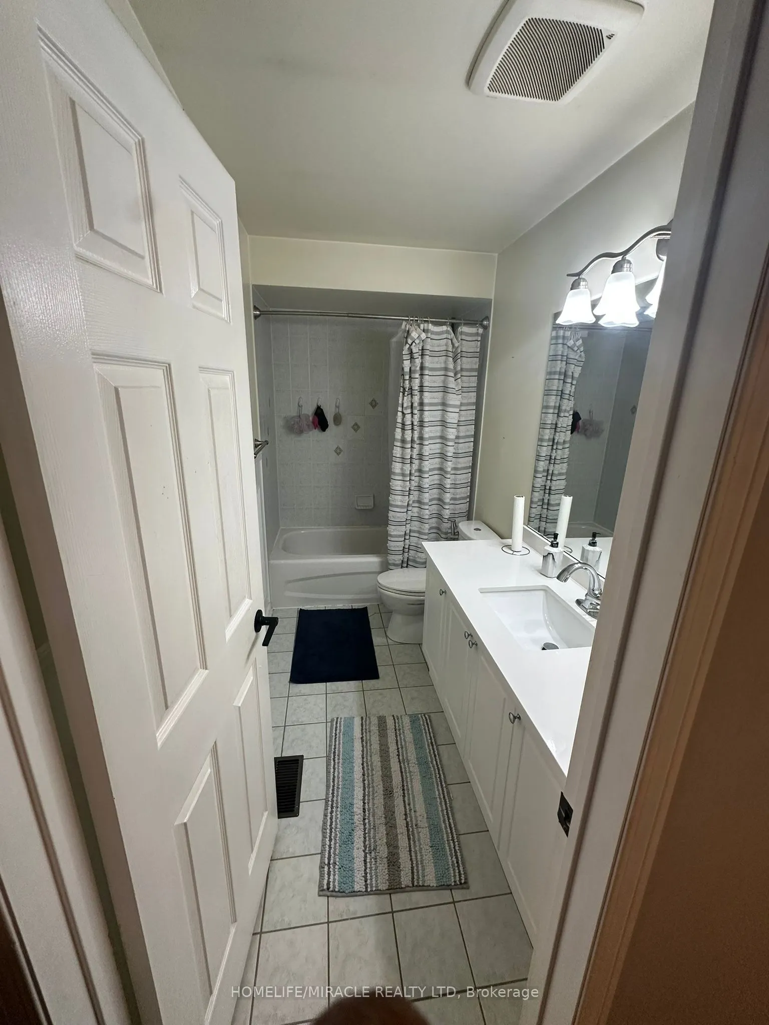 587 Caboto Trail