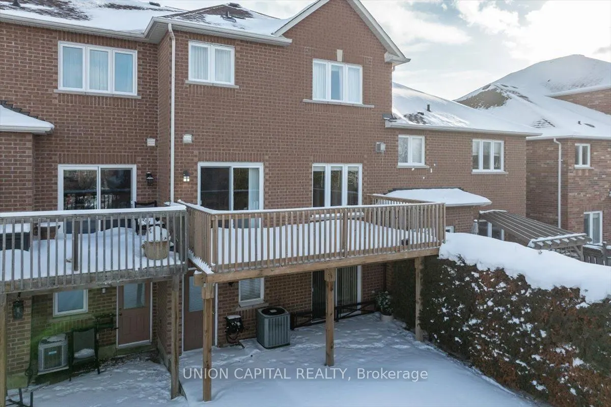 18 Honeywood Road