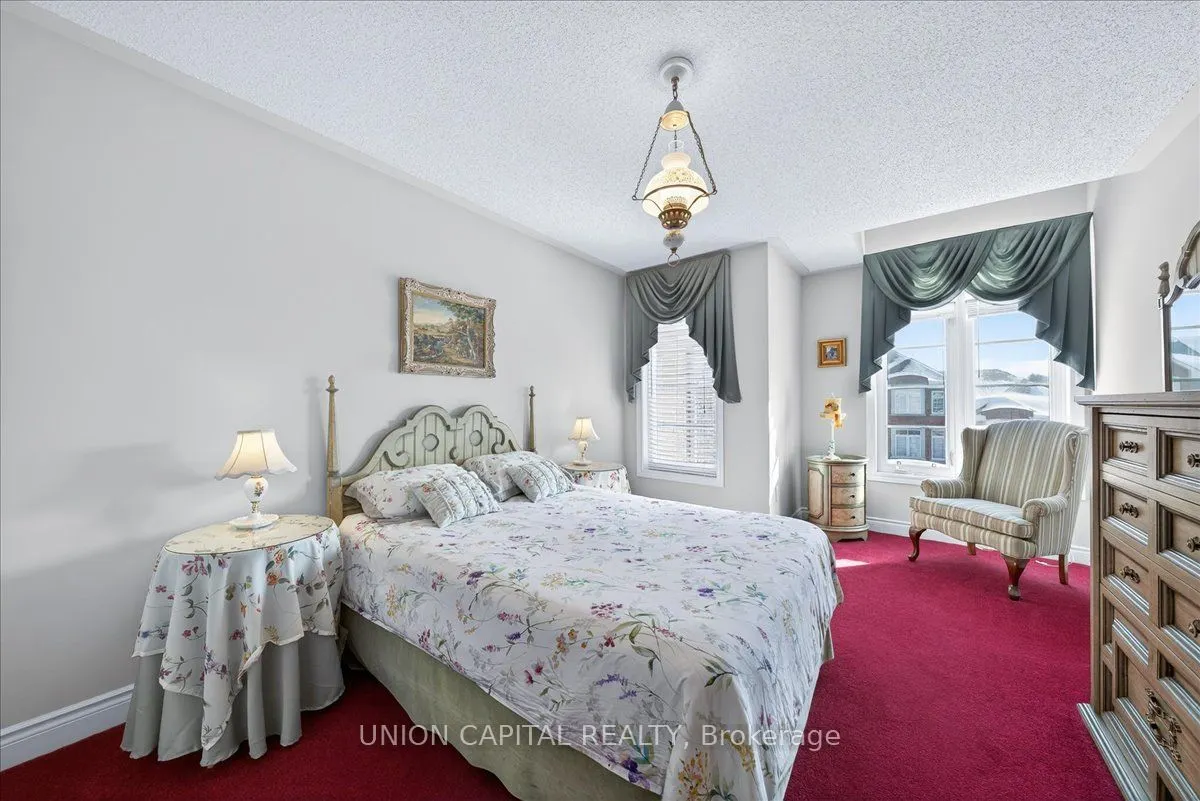 18 Honeywood Road