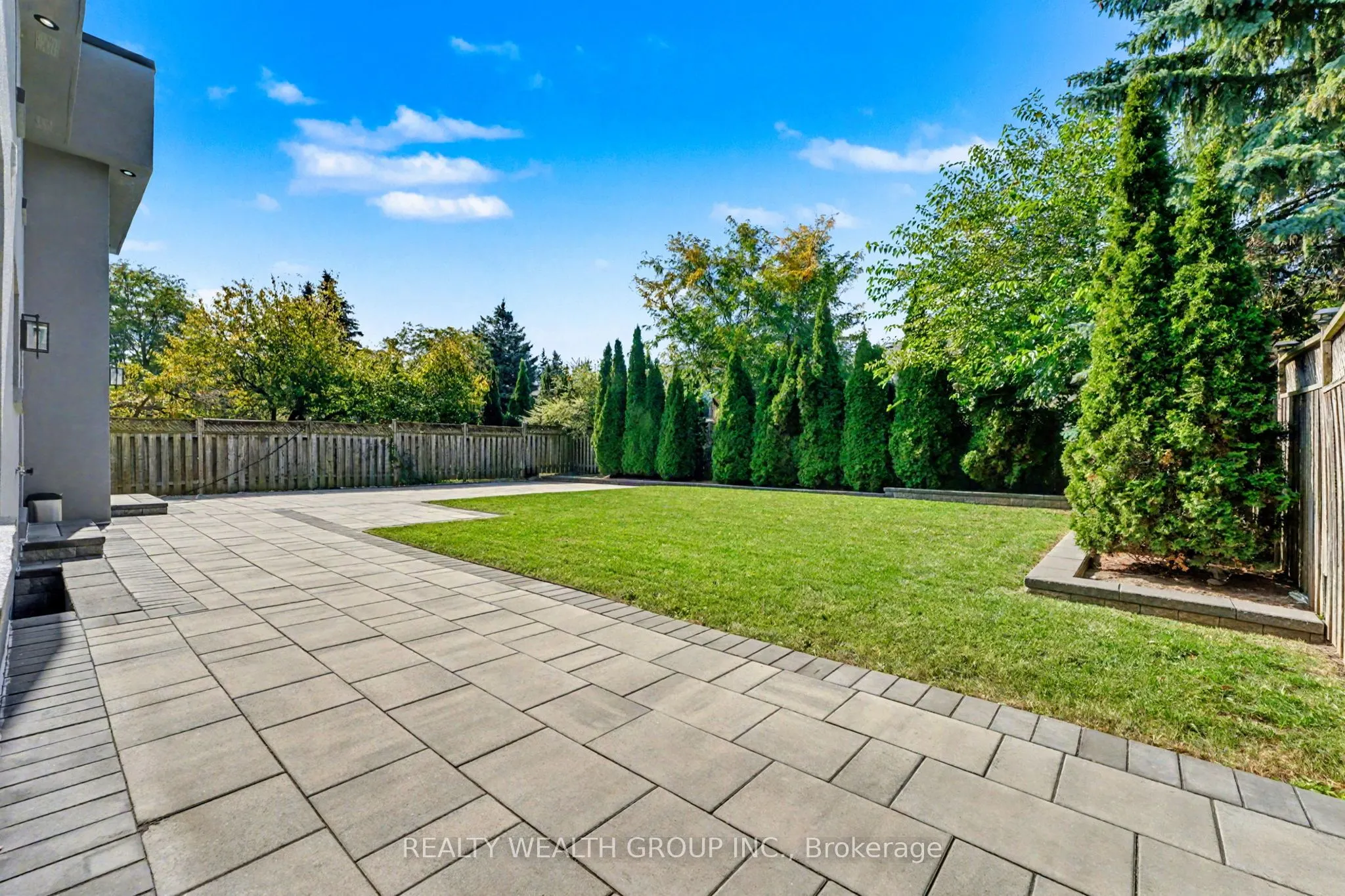 32 Colton Crescent S
