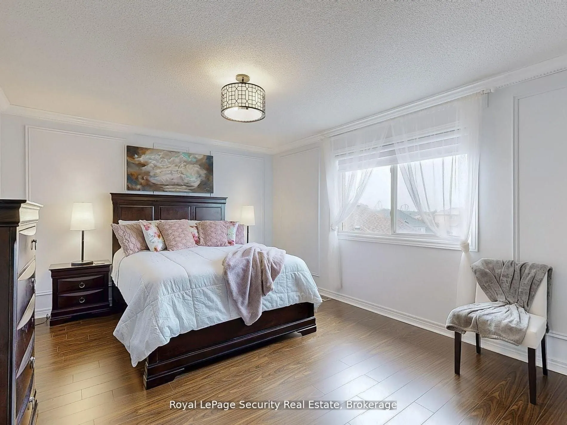 128 Daiseyfield Crescent