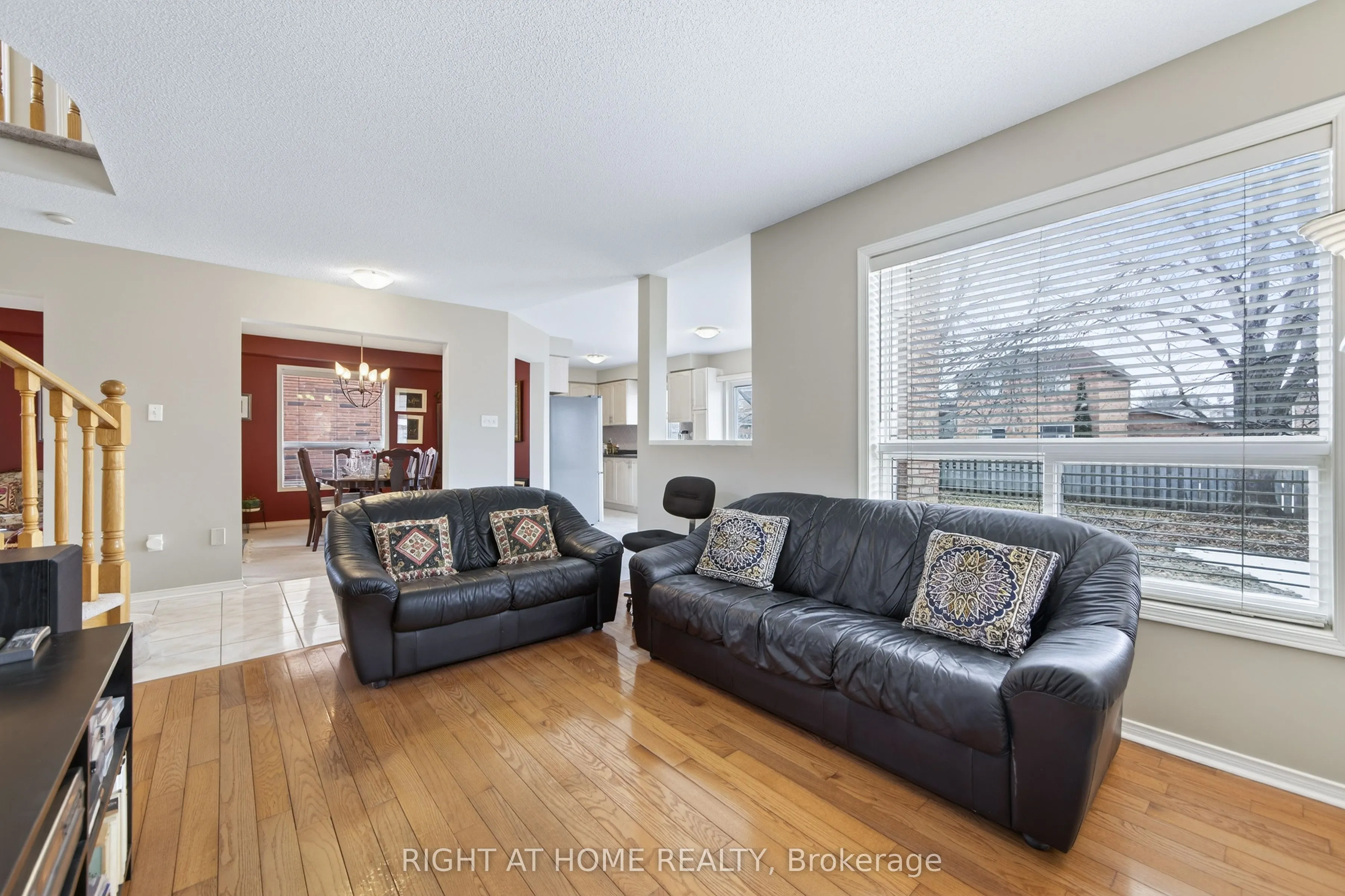 1338 Vincent Crescent