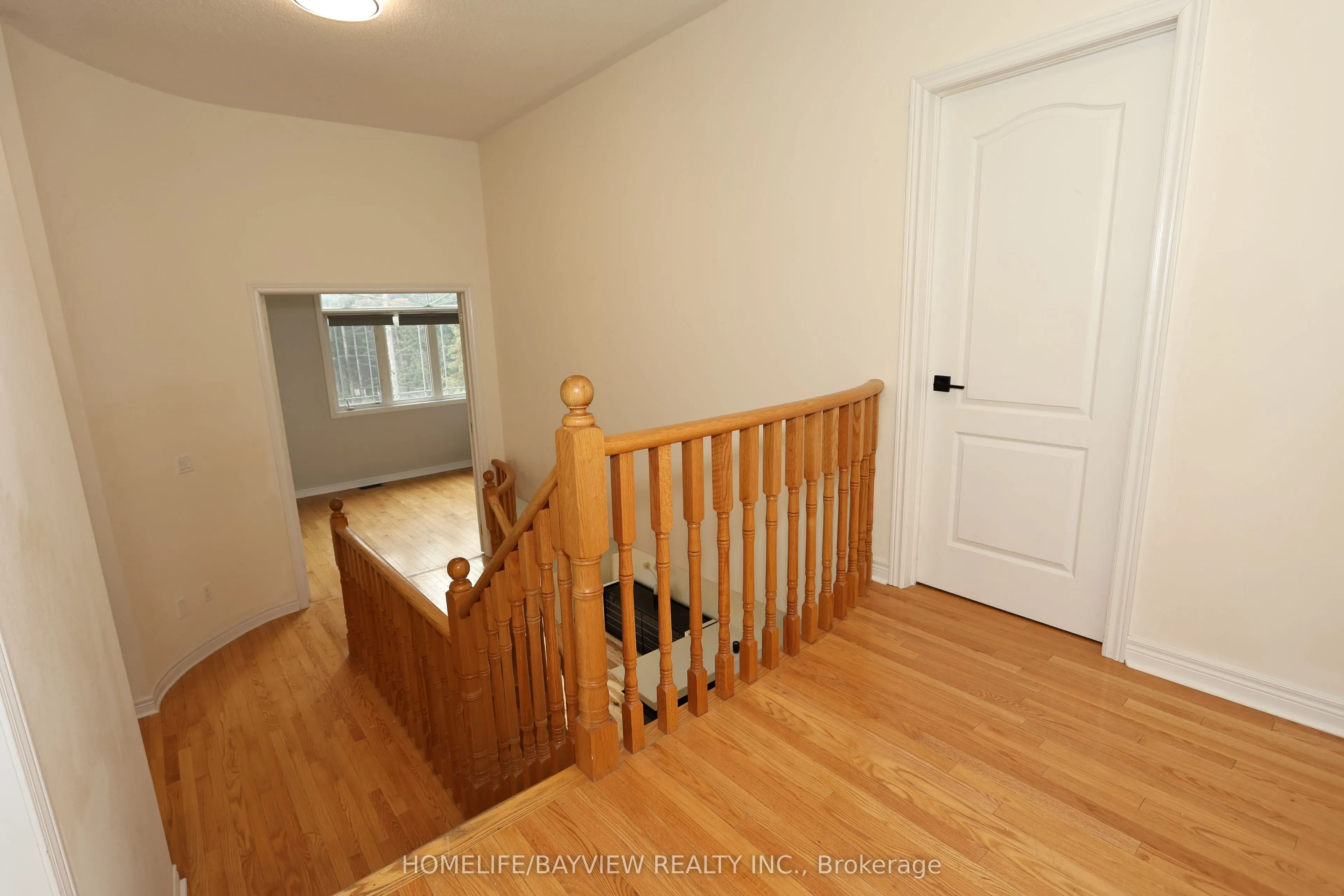 171 Maurier Boulevard