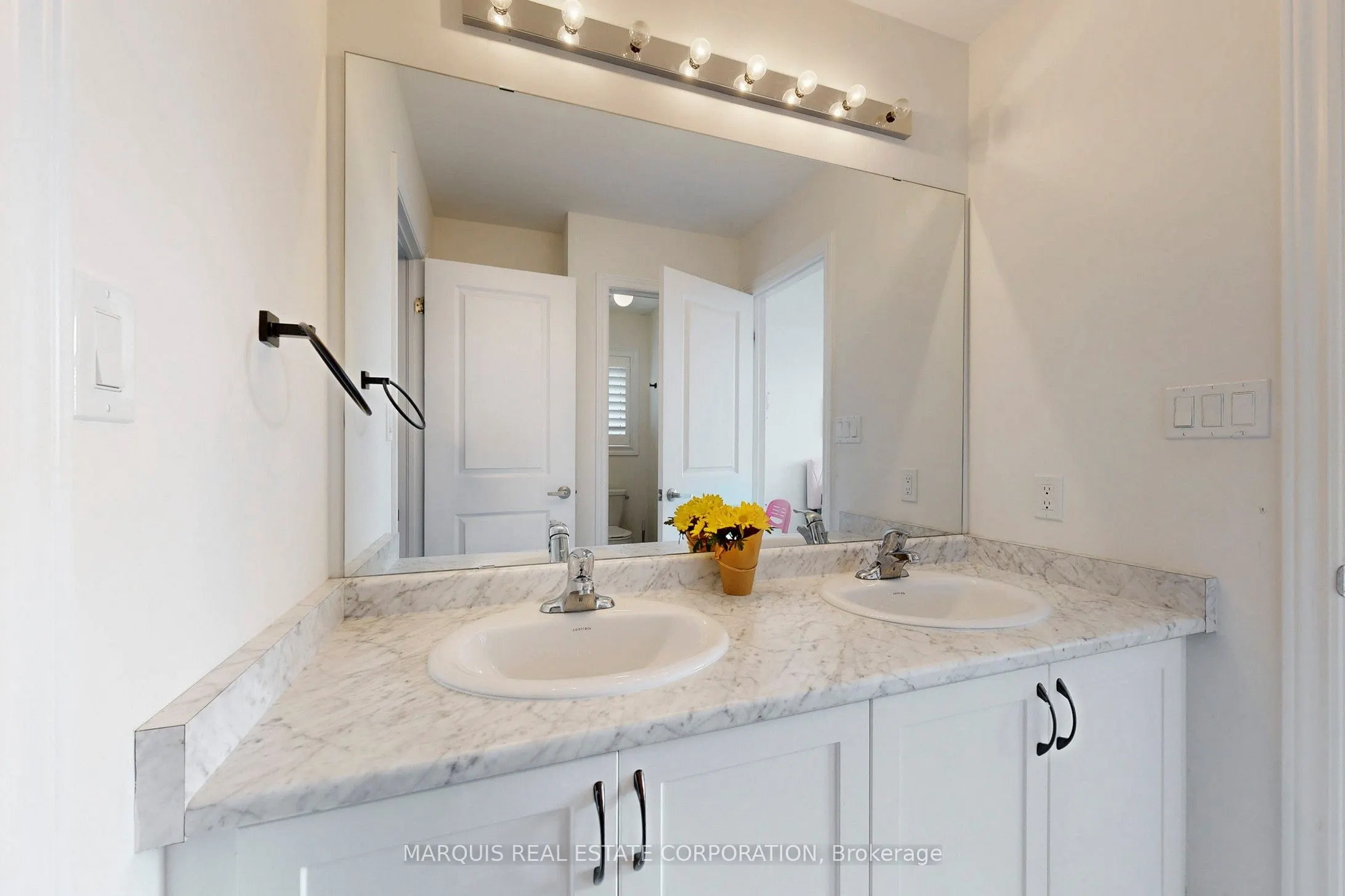 1787 Emberton Way
