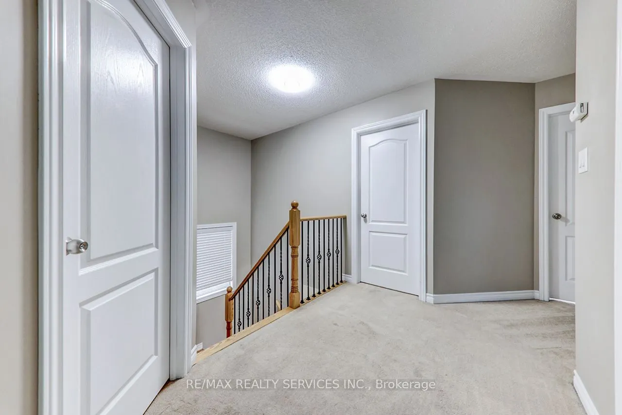2179 Dawson Crescent