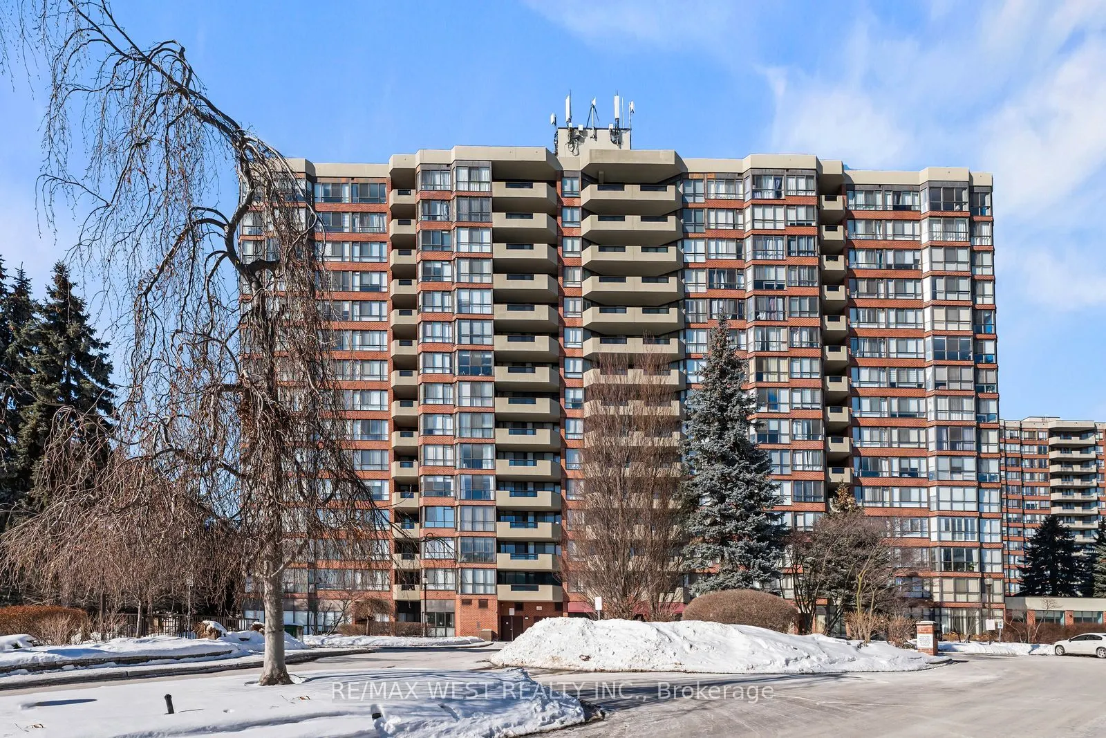 100 Observatory Lane #502