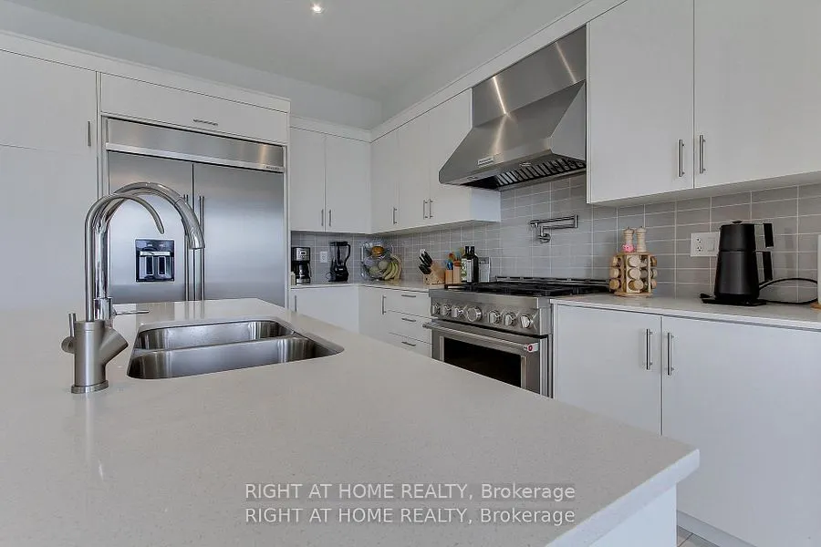 9 Backhouse Drive