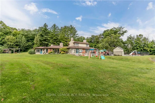 16365 Bathurst Street