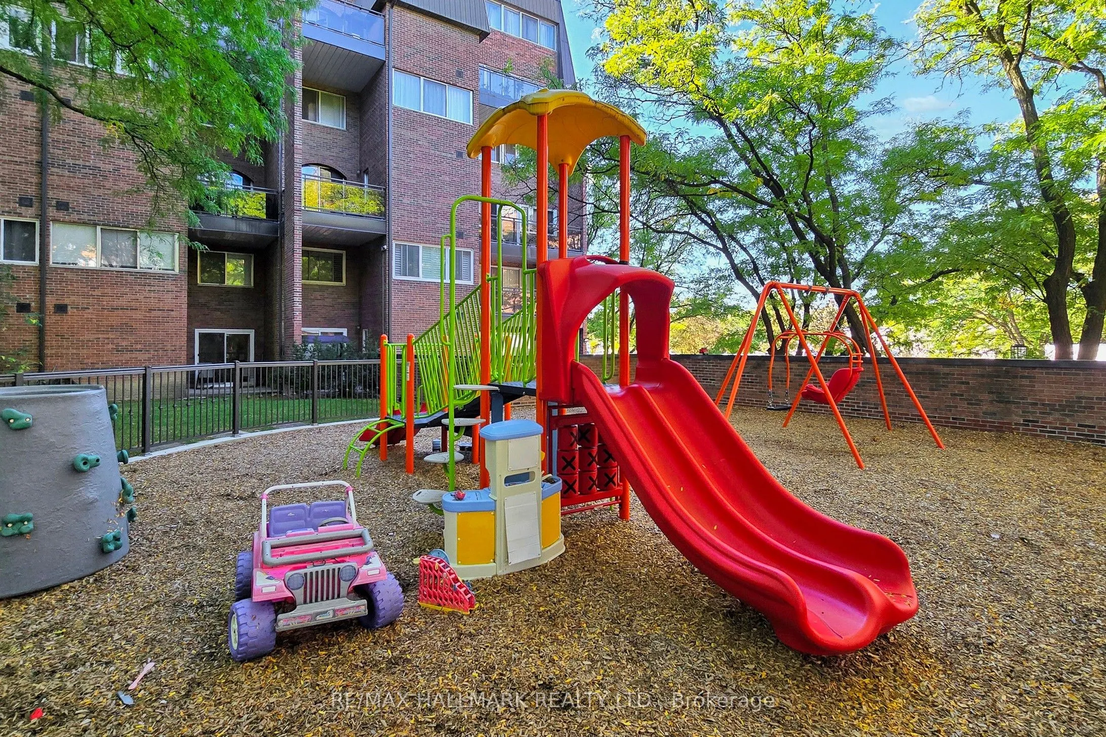 16 Elgin Street #316