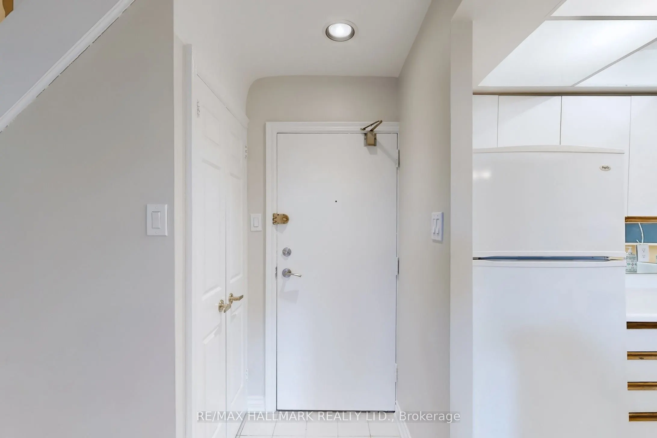 16 Elgin Street #316
