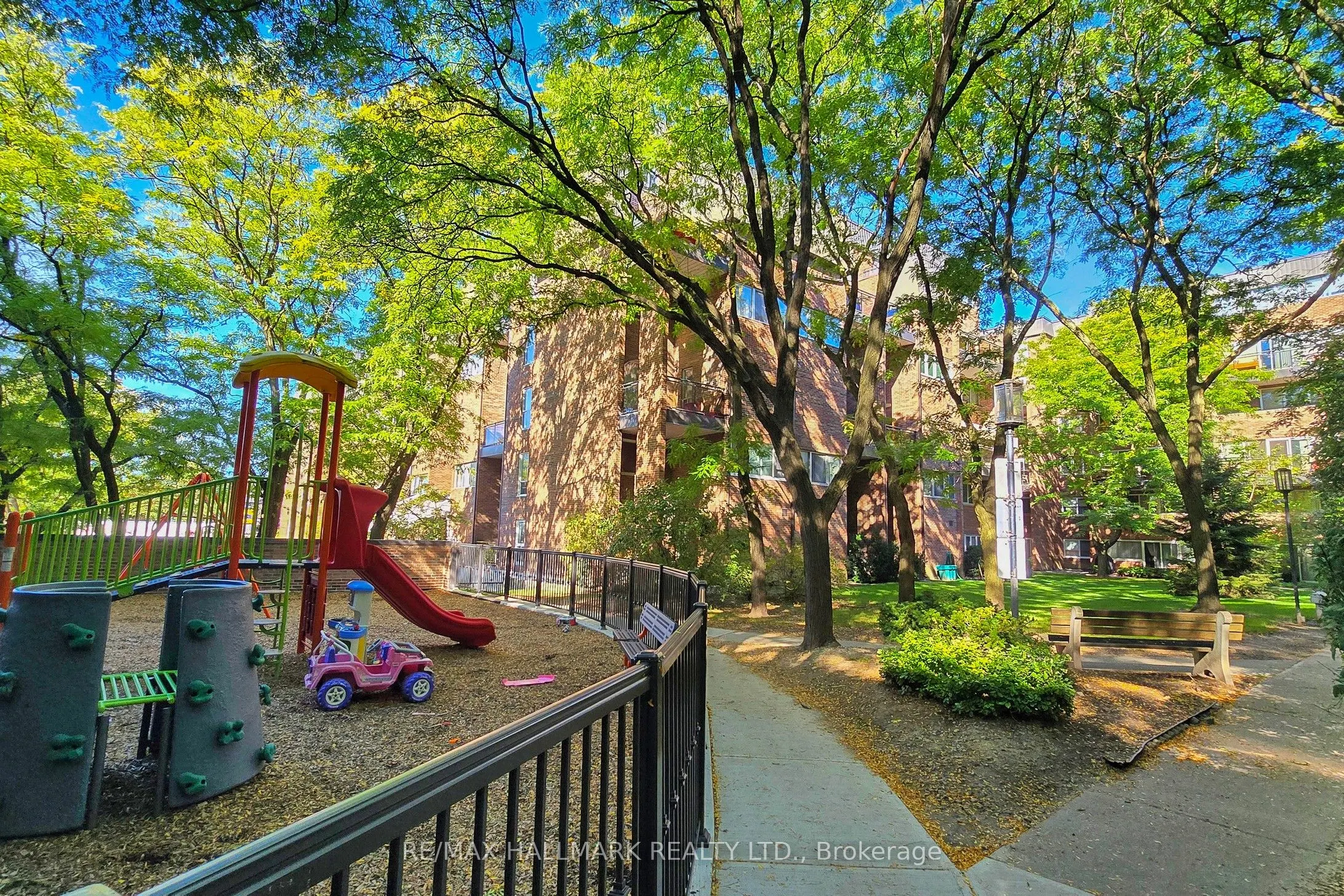 16 Elgin Street #316