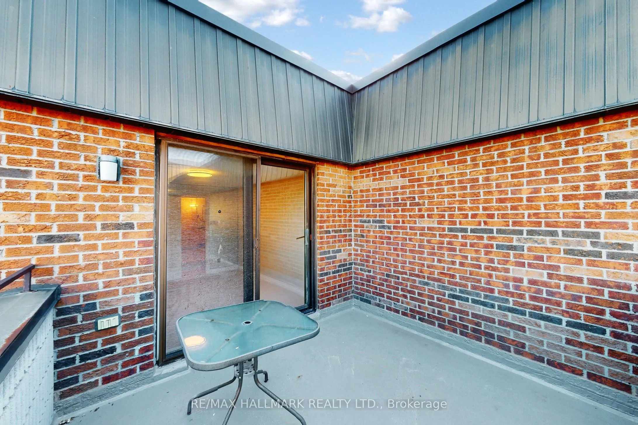 16 Elgin Street #316