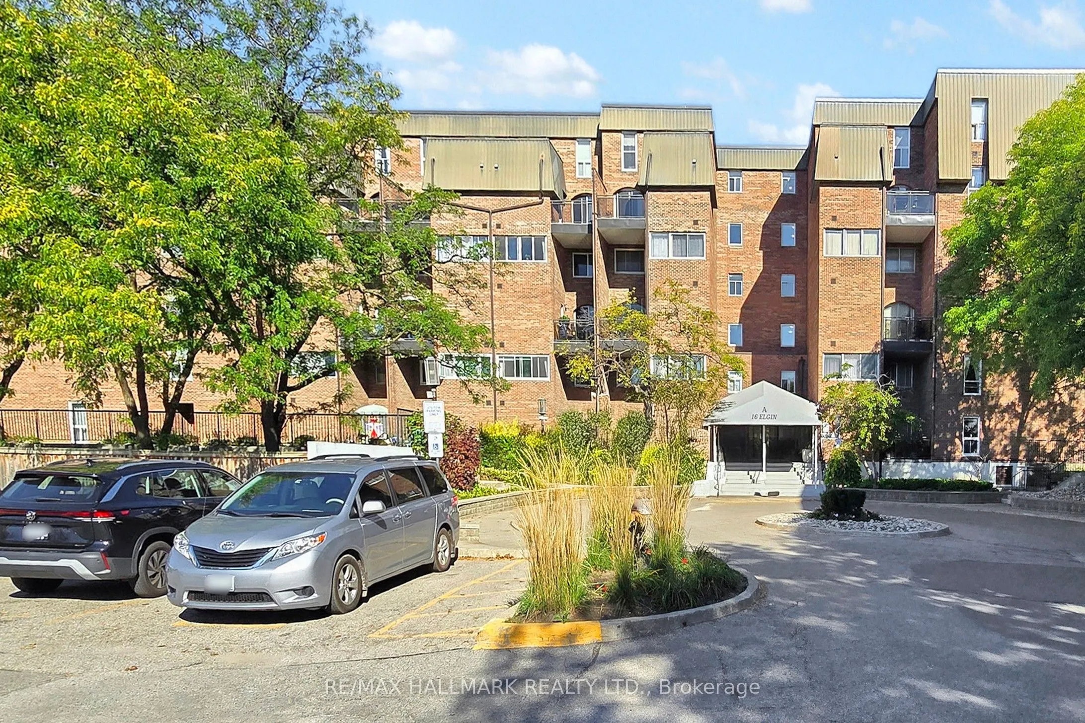 16 Elgin Street #316